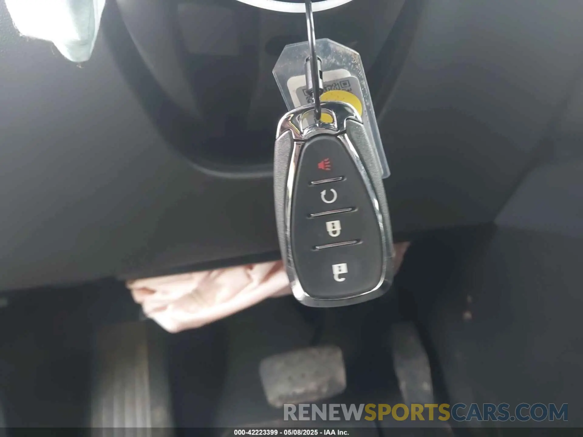 11 Фотография поврежденного автомобиля 3GNKBHR43SS184196 CHEVROLET BLAZER 2025