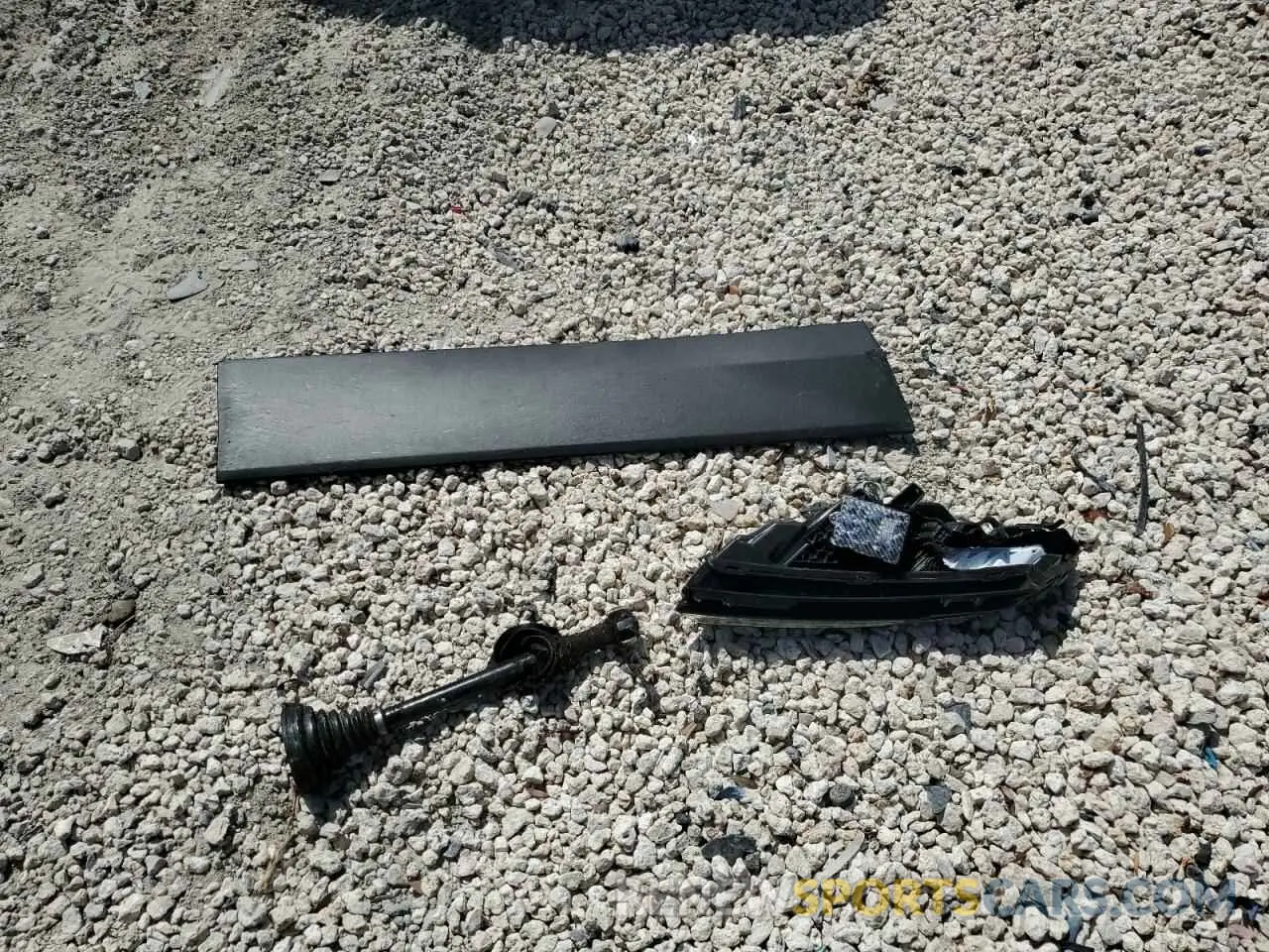 13 Photograph of a damaged car 3GNKBHR48SS172724 CHEVROLET BLAZER 2025