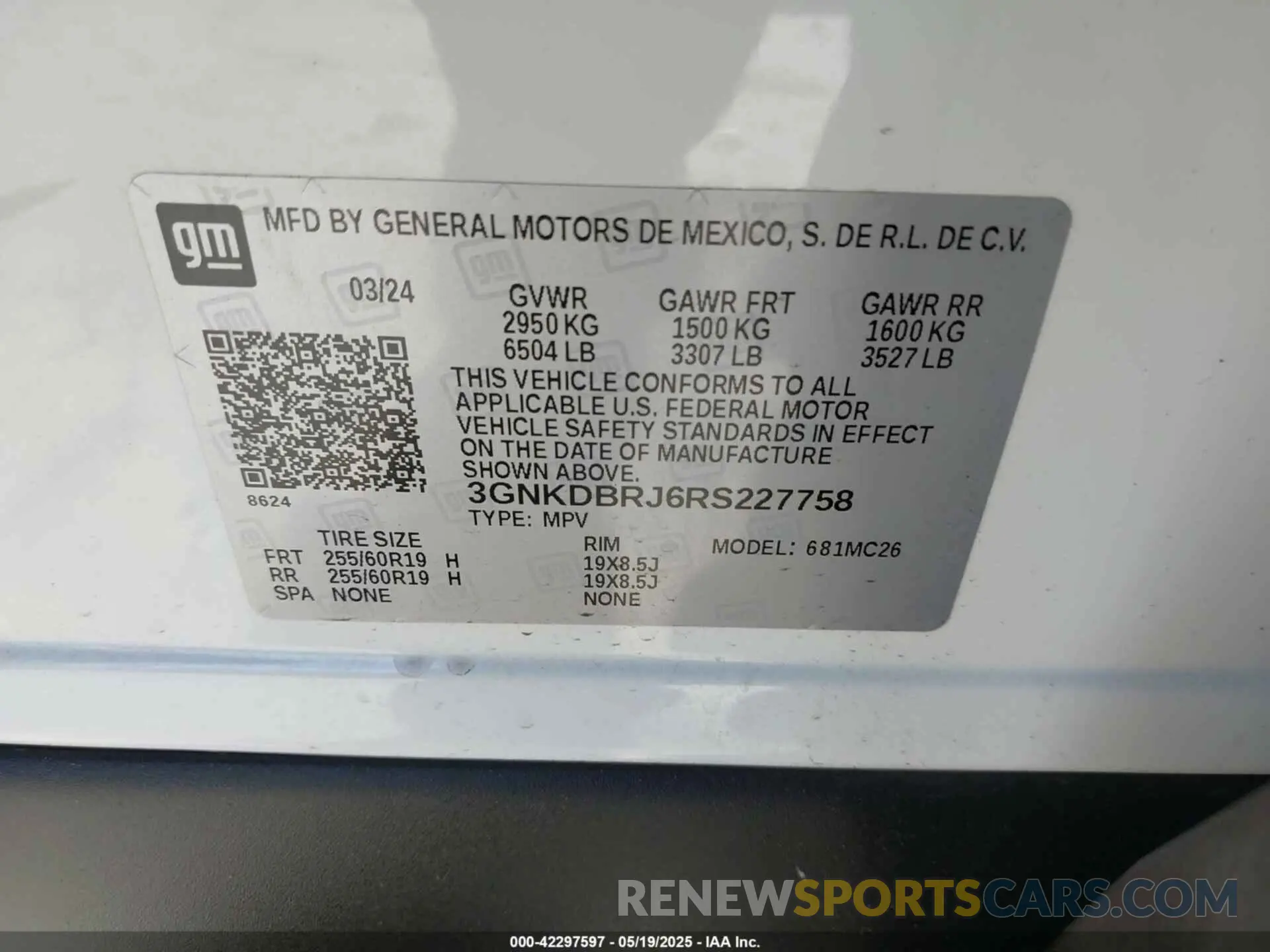 9 Photograph of a damaged car 3GNKDBRJ6RS227758 CHEVROLET BLAZER EV 2024