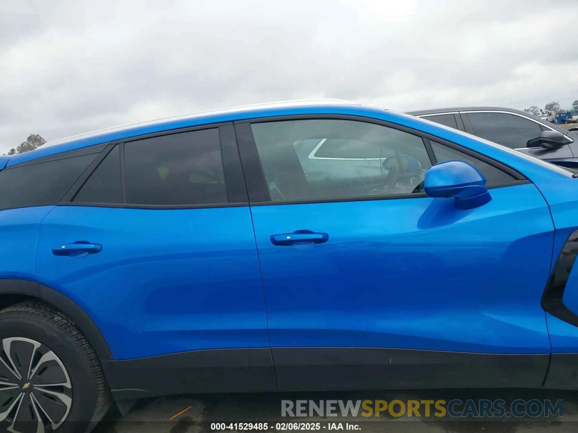 13 Photograph of a damaged car 3GNKDBRJ8RS263354 CHEVROLET BLAZER EV 2024