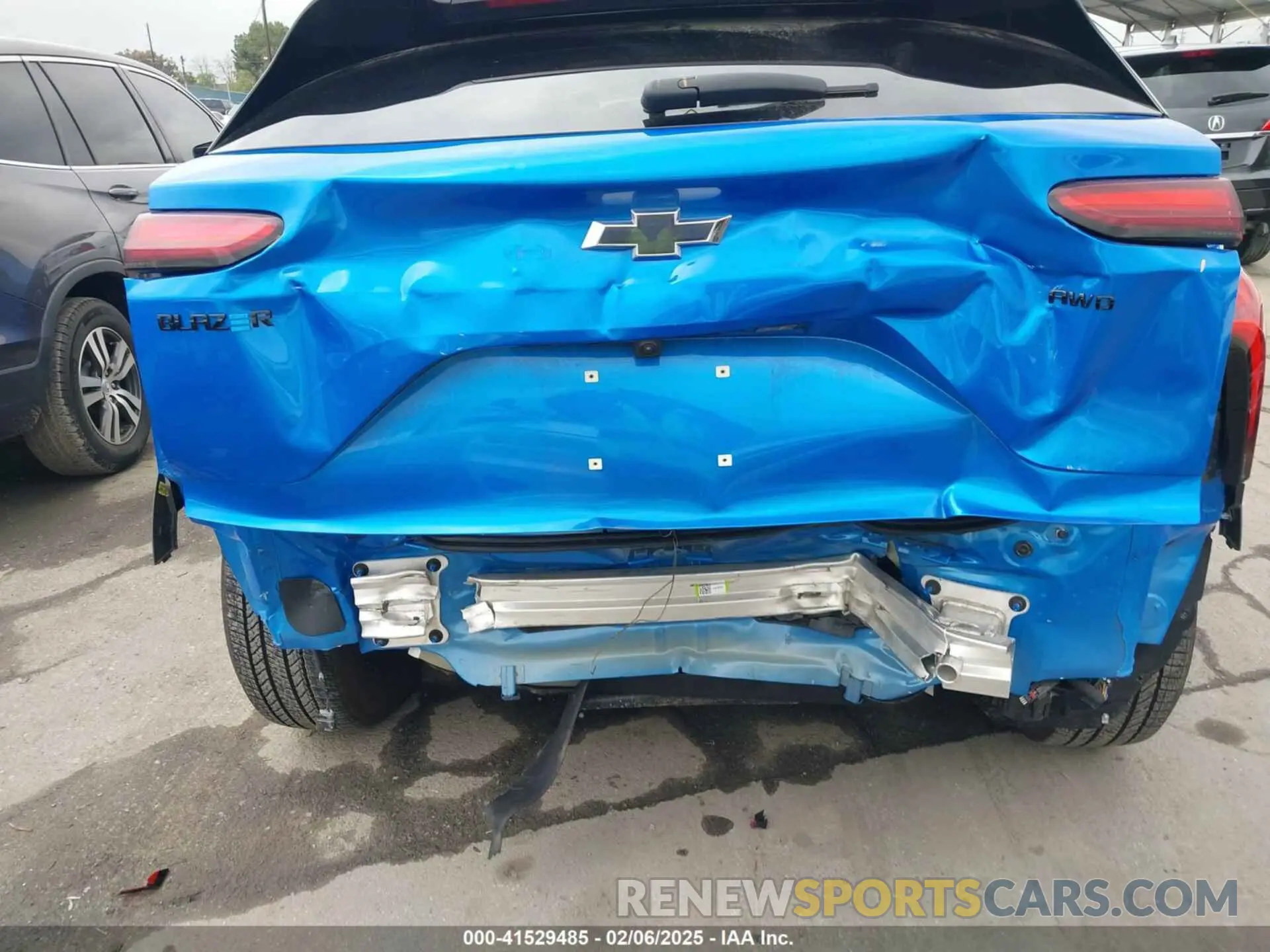 19 Photograph of a damaged car 3GNKDBRJ8RS263354 CHEVROLET BLAZER EV 2024