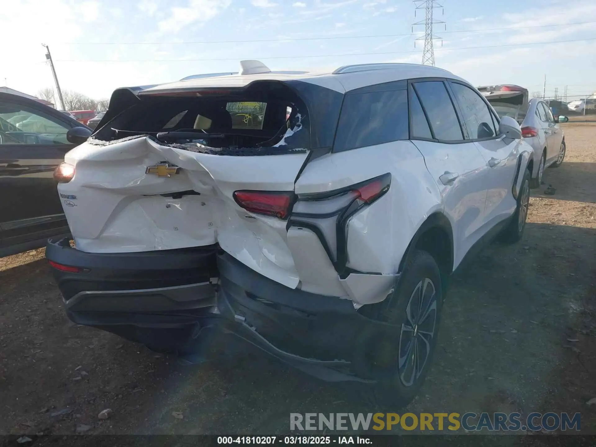 4 Photograph of a damaged car 3GNKDBRJXRS260469 CHEVROLET BLAZER EV 2024