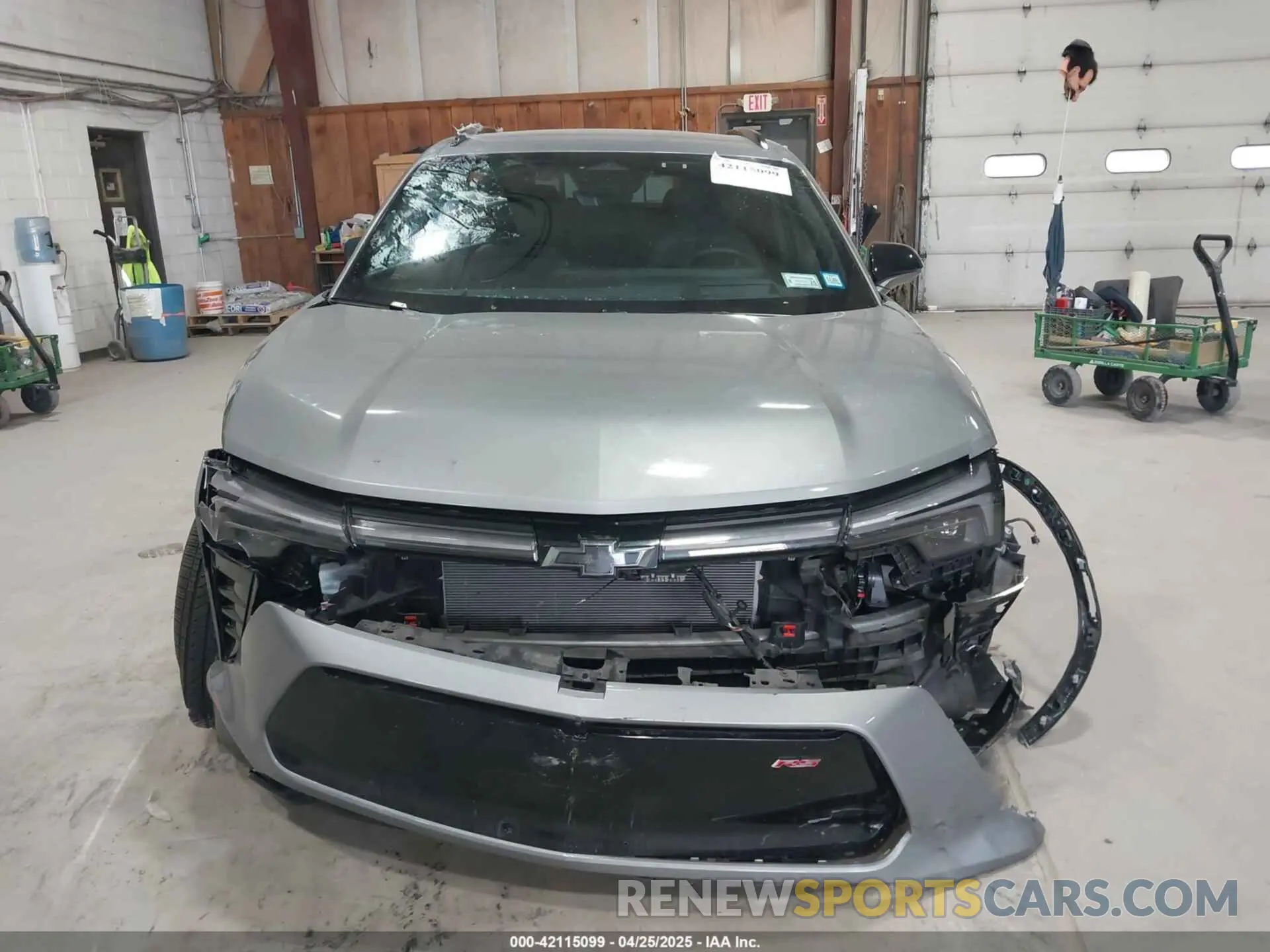 12 Photograph of a damaged car 3GNKDCRJ7RS159749 CHEVROLET BLAZER EV 2024