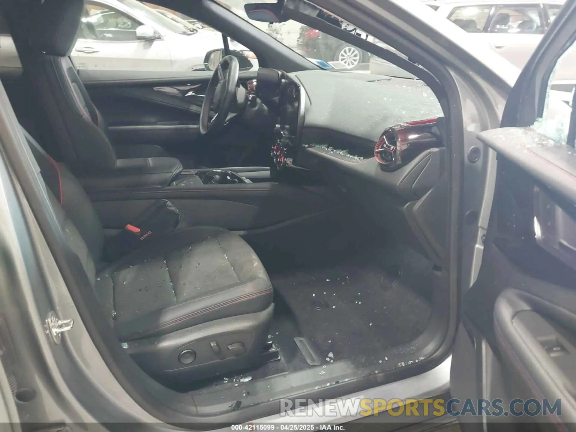5 Photograph of a damaged car 3GNKDCRJ7RS159749 CHEVROLET BLAZER EV 2024