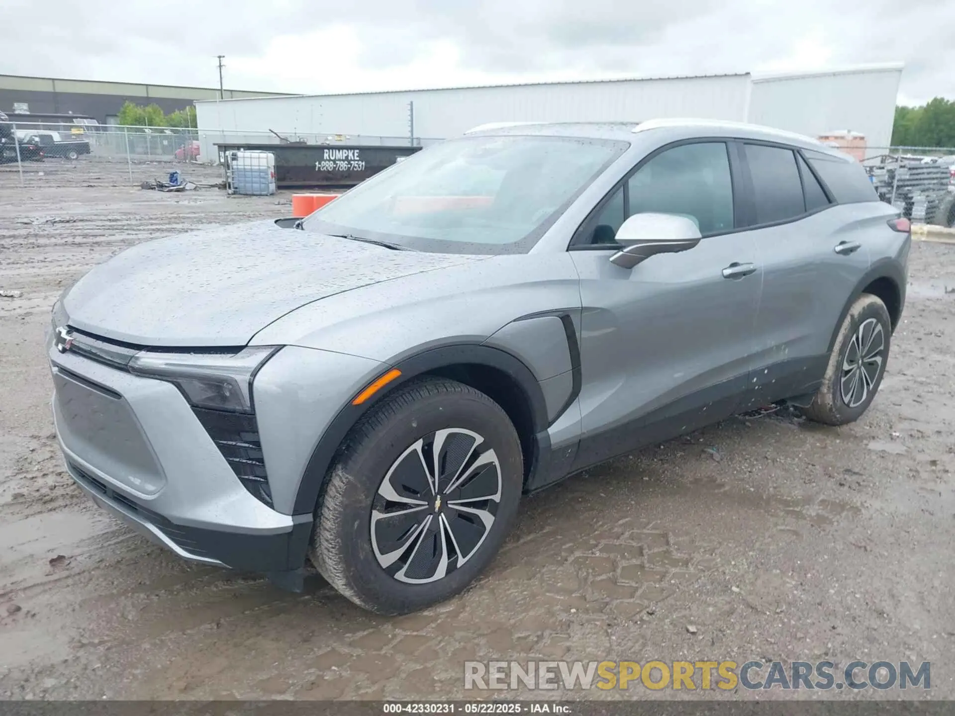 2 Photograph of a damaged car 3GNKDGRJ8SS133819 CHEVROLET BLAZER EV 2025
