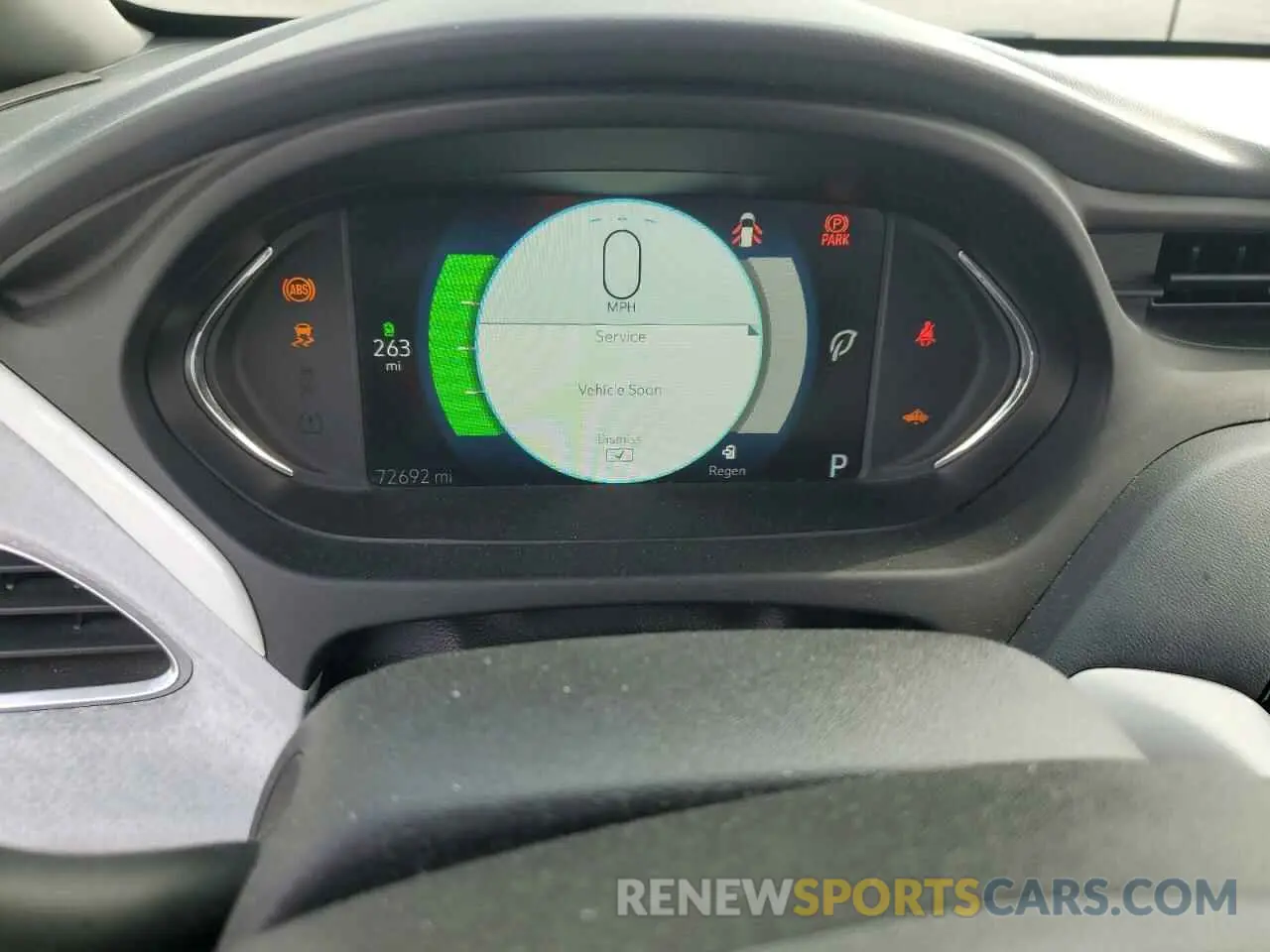 9 Photograph of a damaged car 1G1FY6S02K4143829 CHEVROLET BOLT 2019