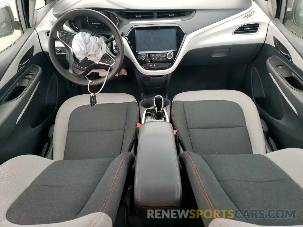 8 Photograph of a damaged car 1G1FY6S0XK4113753 CHEVROLET BOLT 2019