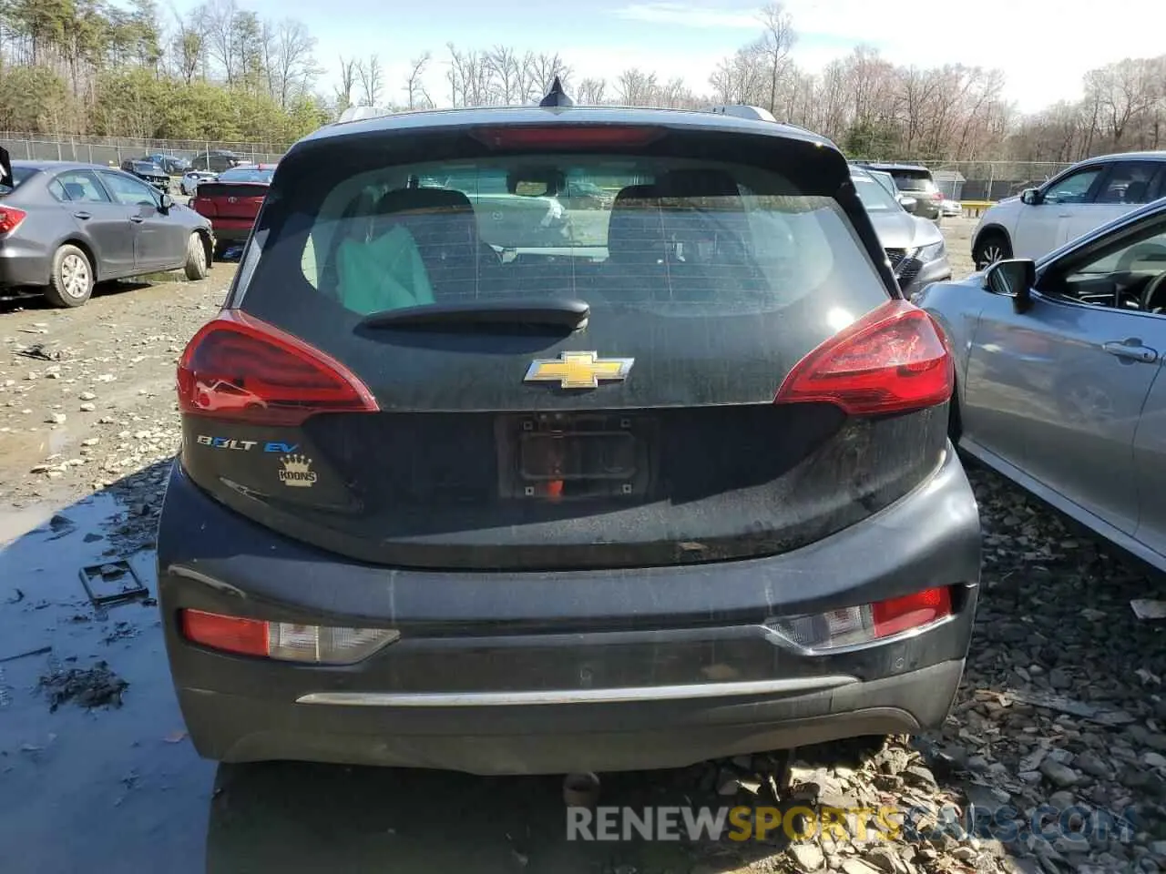 6 Photograph of a damaged car 1G1FZ6S09K4120772 CHEVROLET BOLT 2019