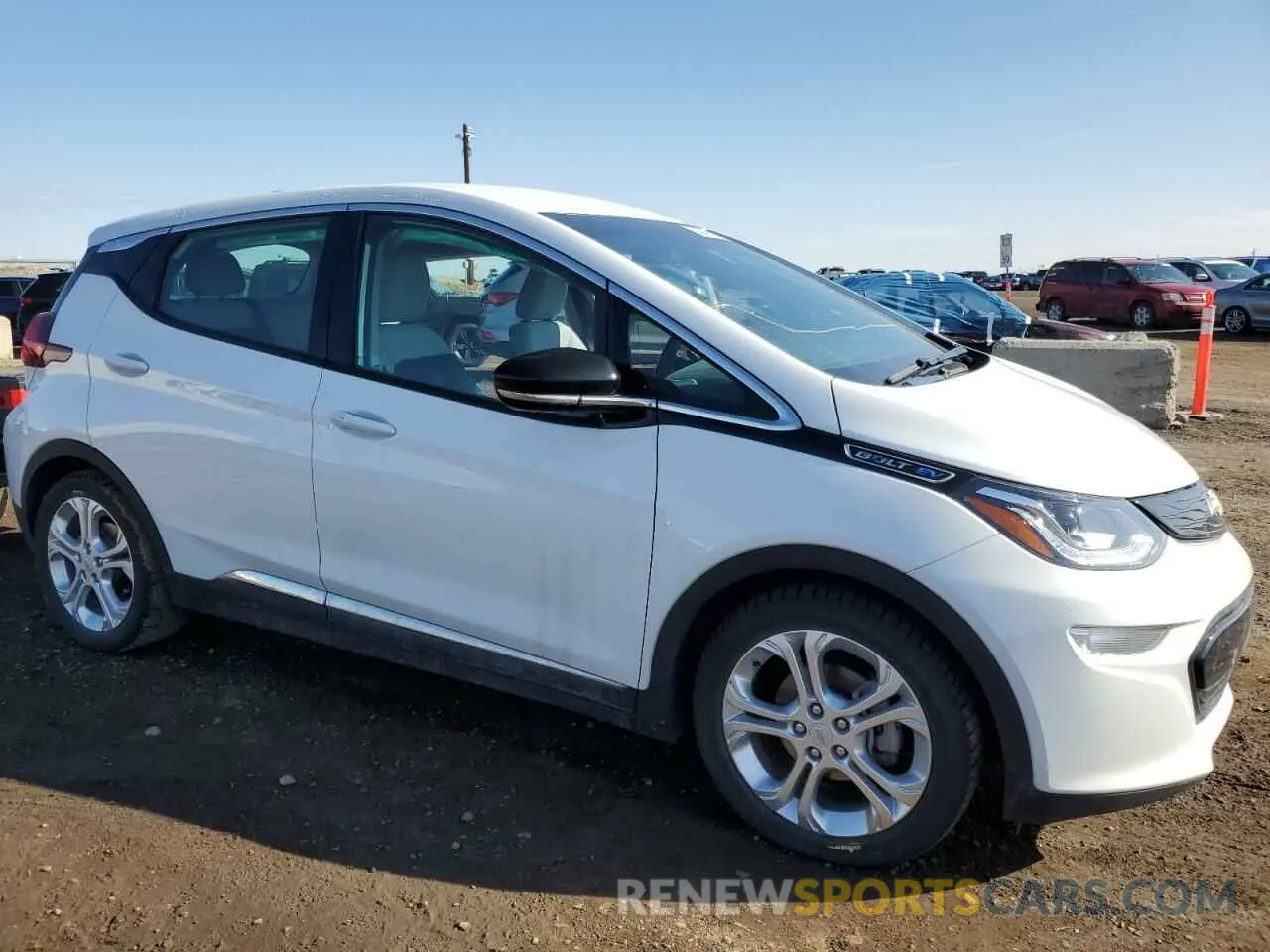 4 Photograph of a damaged car 1G1FY6S06L4102881 CHEVROLET BOLT 2020