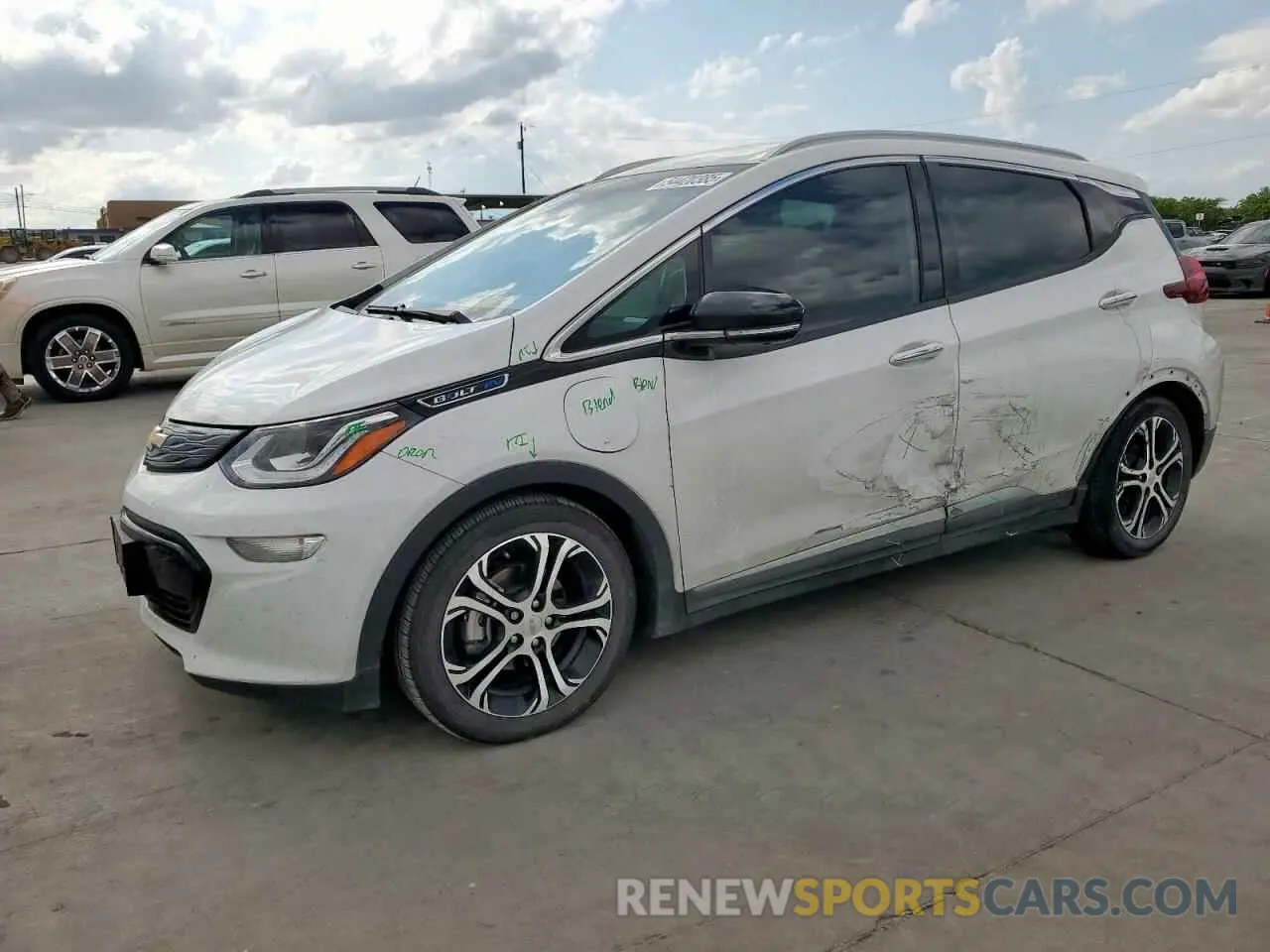1 Photograph of a damaged car 1G1FZ6S02M4108711 CHEVROLET BOLT 2021