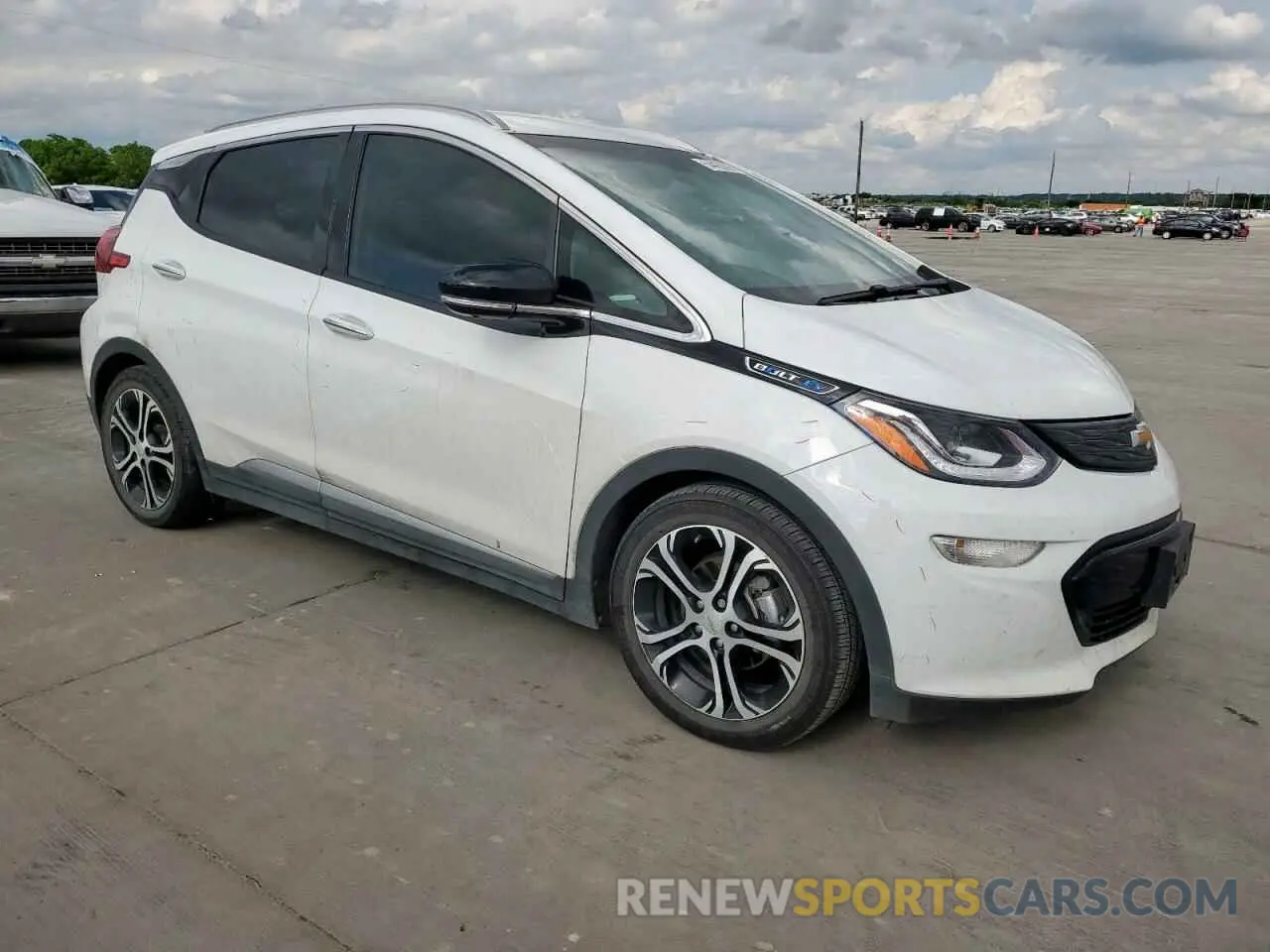 4 Photograph of a damaged car 1G1FZ6S02M4108711 CHEVROLET BOLT 2021