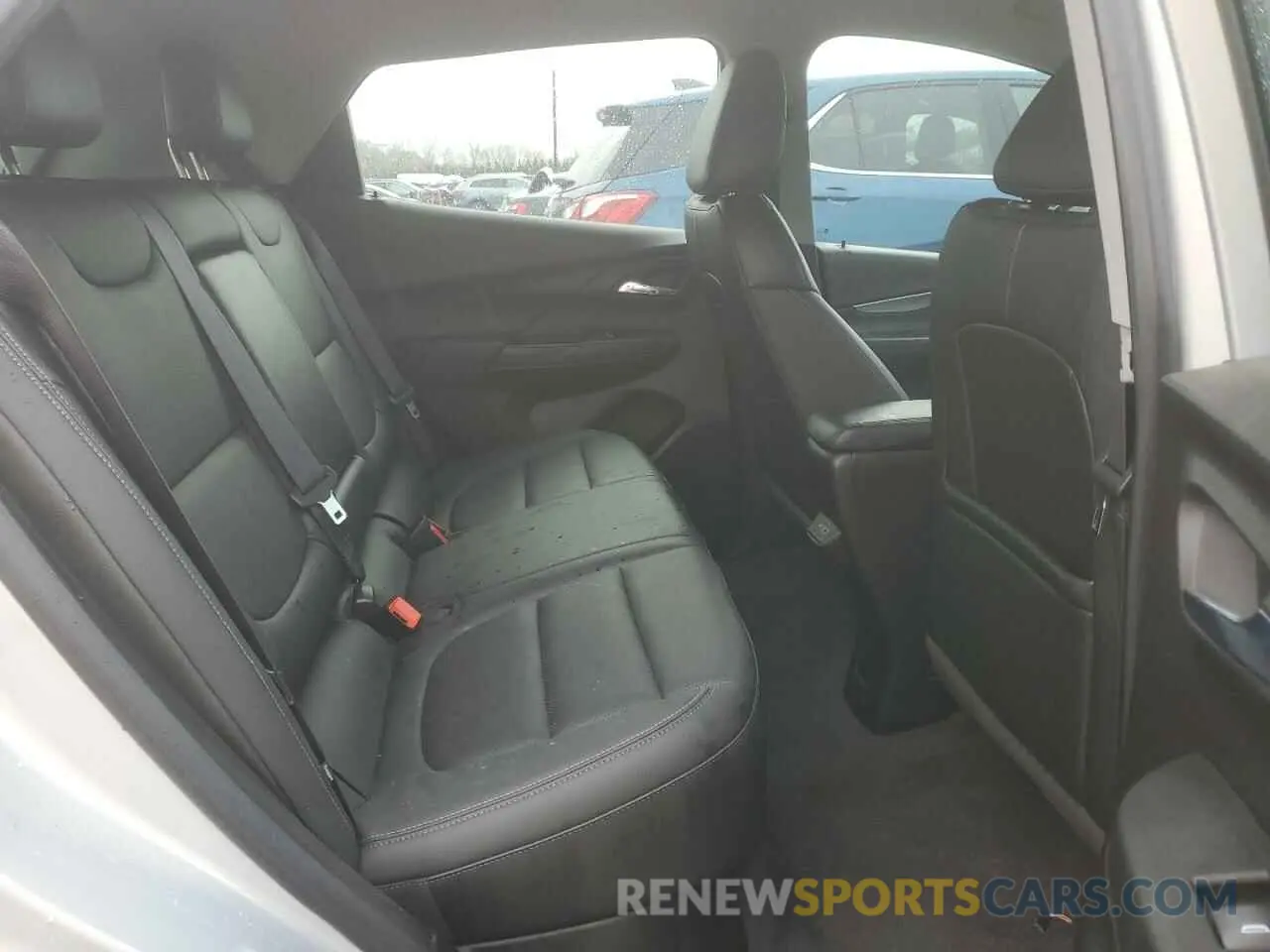 11 Photograph of a damaged car 1G1FX6S0XN4129748 CHEVROLET BOLT 2022