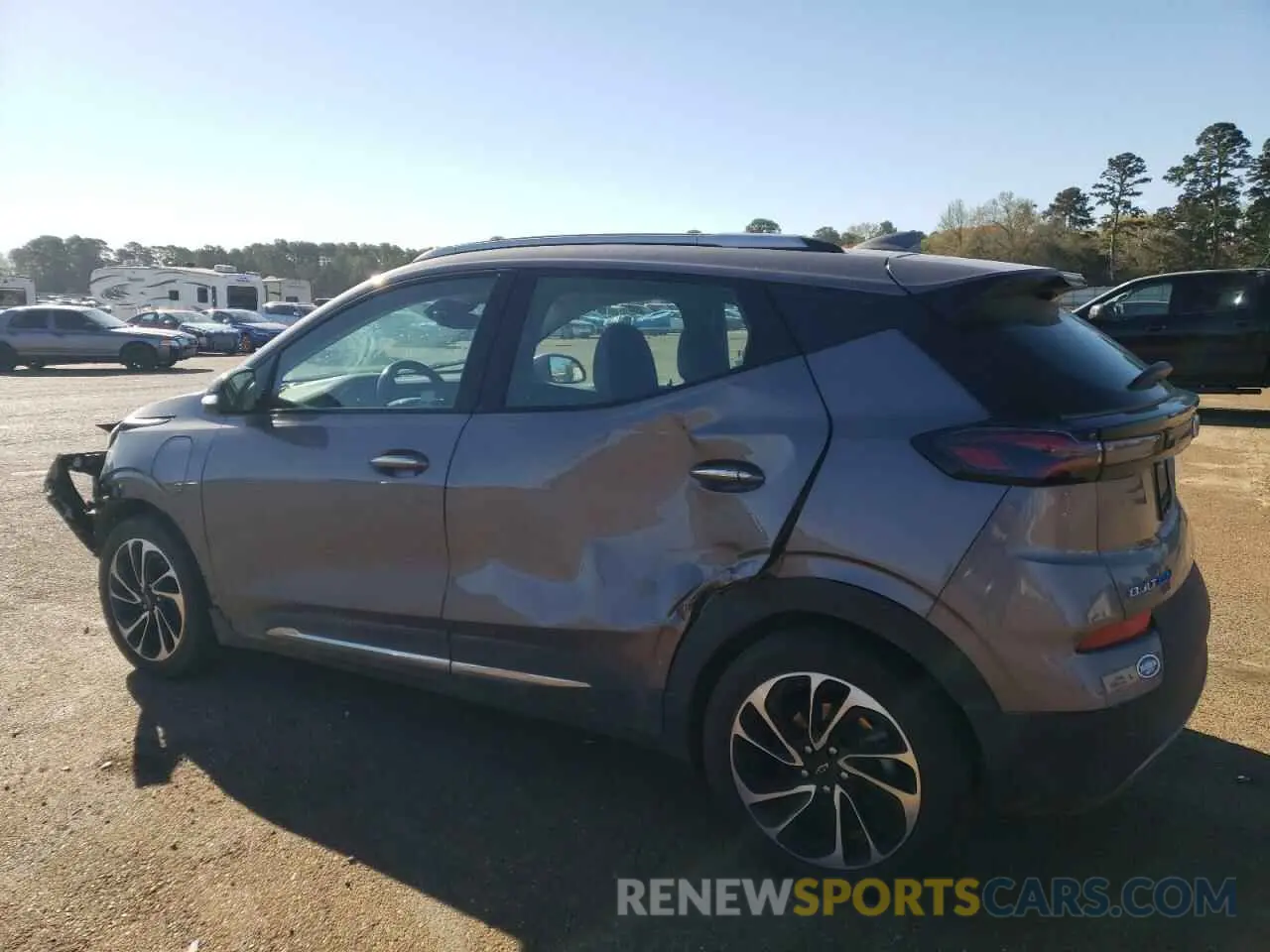 2 Photograph of a damaged car 1G1FZ6S01N4105719 CHEVROLET BOLT 2022