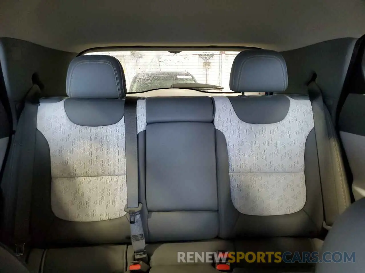 10 Photograph of a damaged car 1G1FZ6S02N4106197 CHEVROLET BOLT 2022