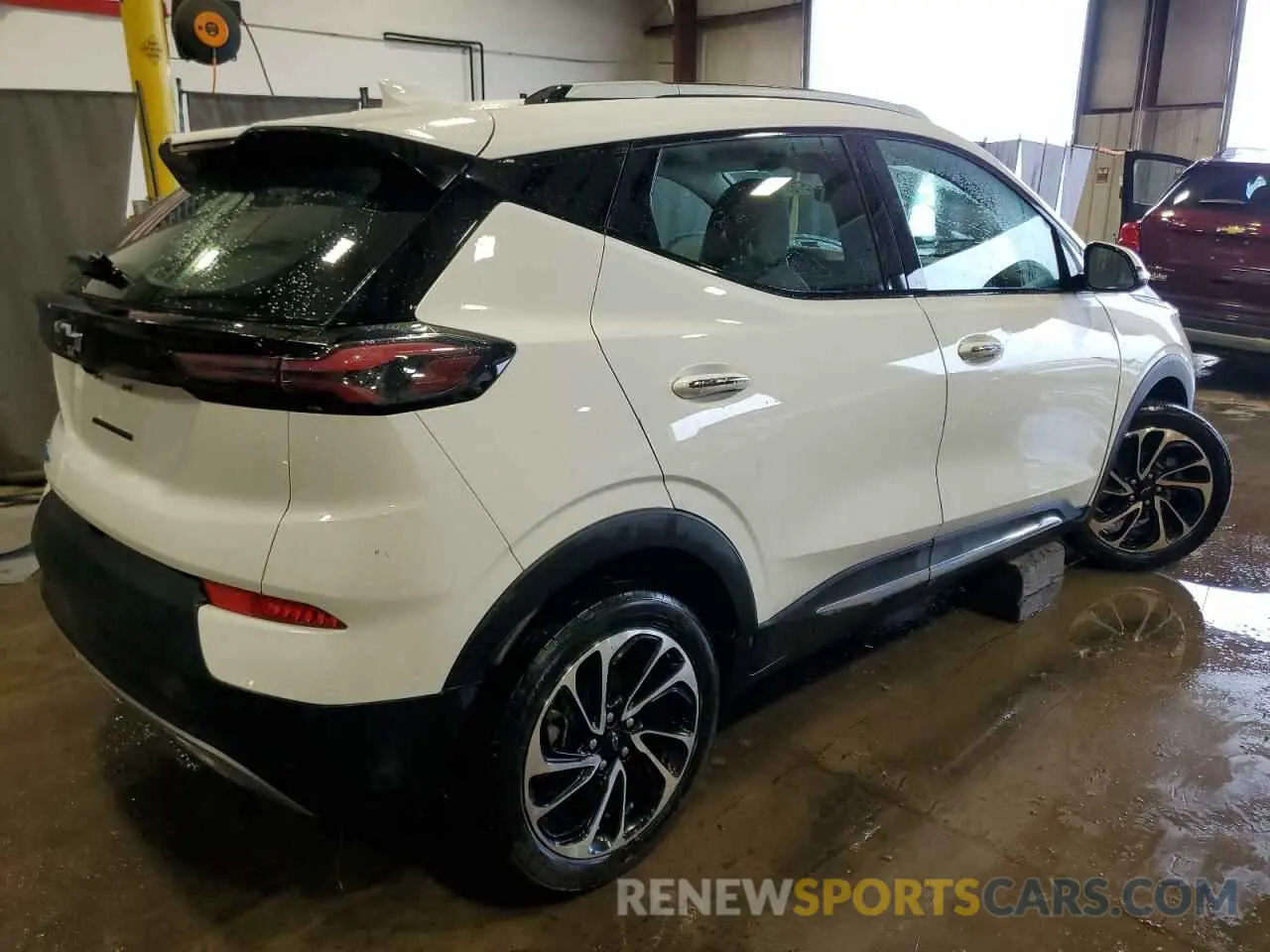 3 Photograph of a damaged car 1G1FZ6S02N4106197 CHEVROLET BOLT 2022