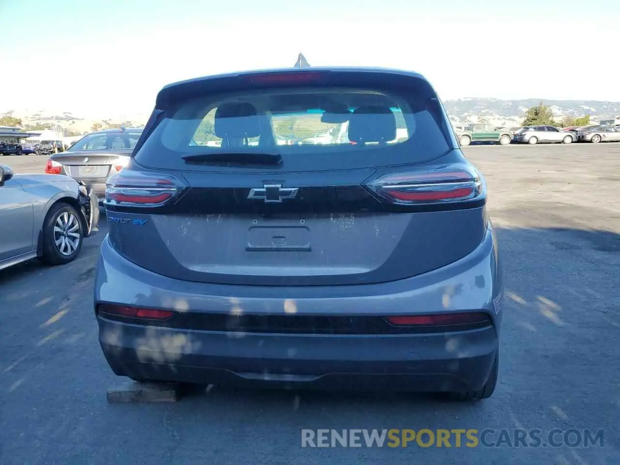 6 Photograph of a damaged car 1G1FW6S02P4123674 CHEVROLET BOLT 2023