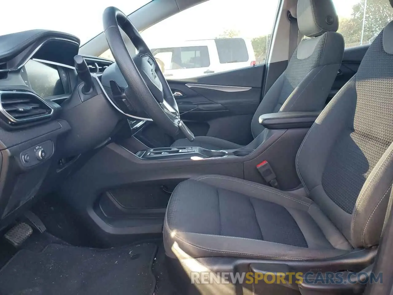 7 Photograph of a damaged car 1G1FW6S02P4123674 CHEVROLET BOLT 2023