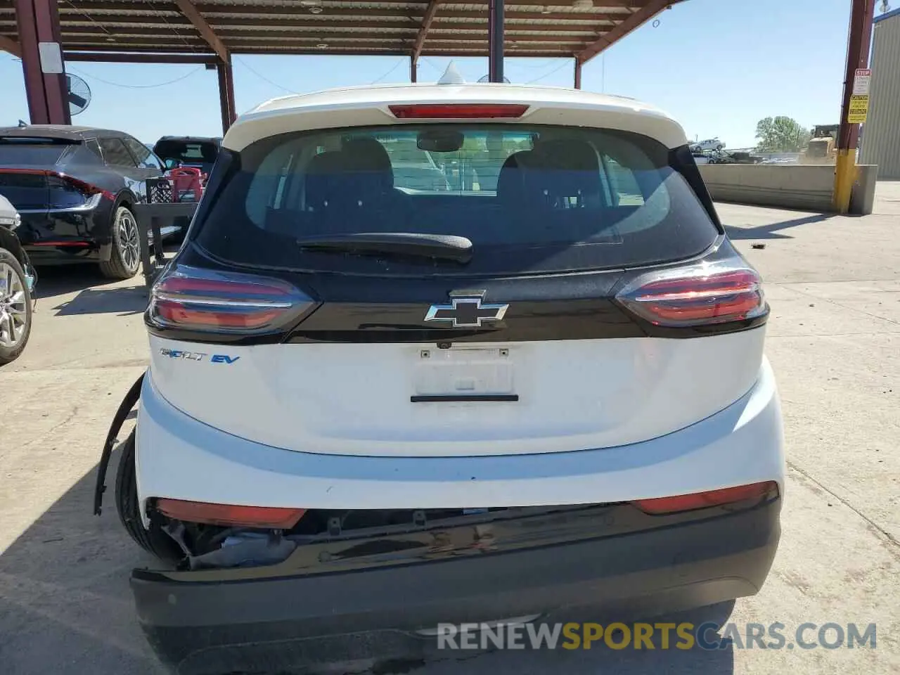 6 Фотография поврежденного автомобиля 1G1FW6S02P4170865 CHEVROLET BOLT 2023