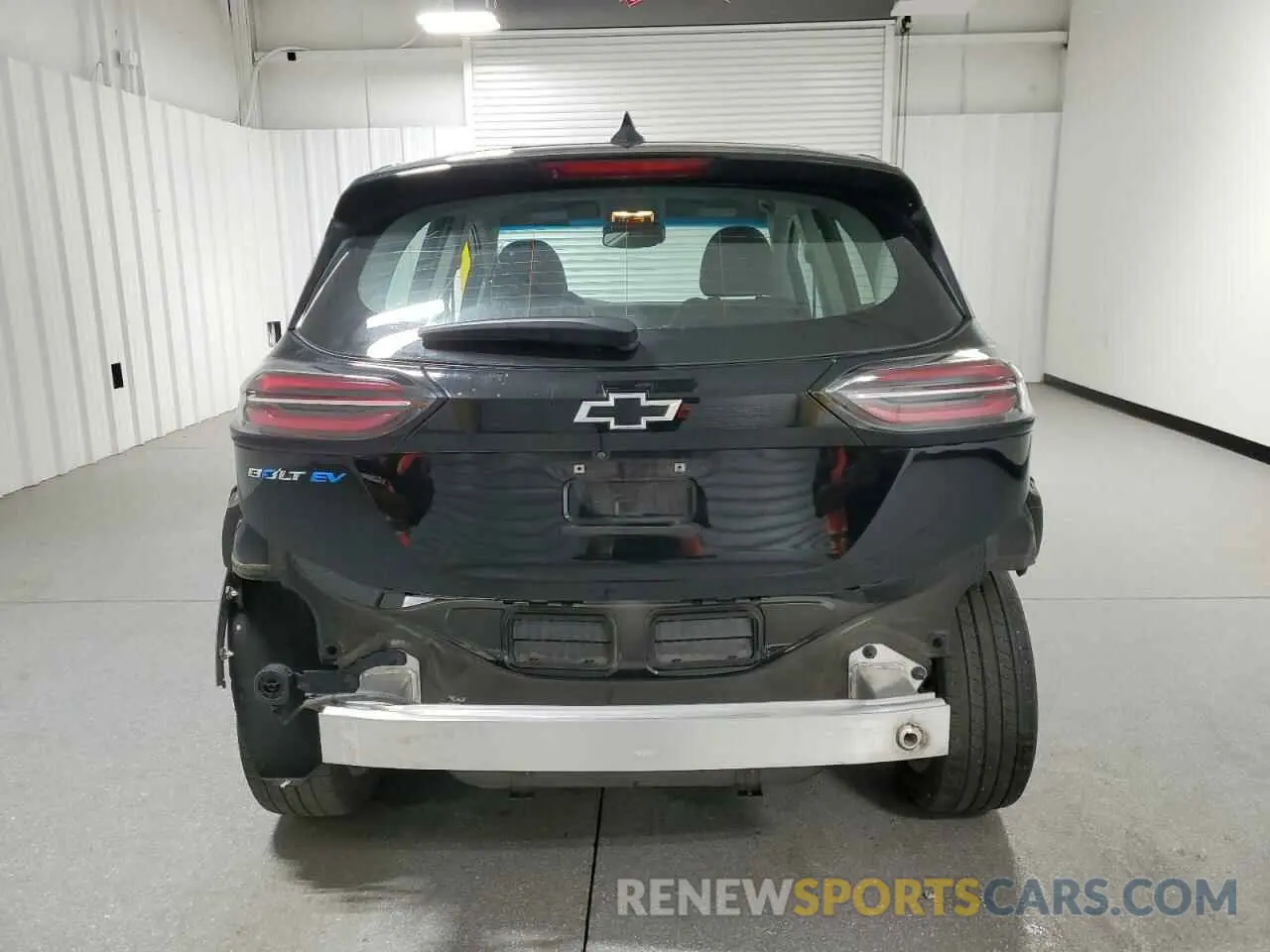 6 Photograph of a damaged car 1G1FW6S06P4178418 CHEVROLET BOLT 2023