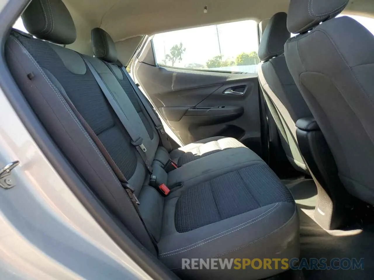 10 Photograph of a damaged car 1G1FW6S0XP4176946 CHEVROLET BOLT 2023