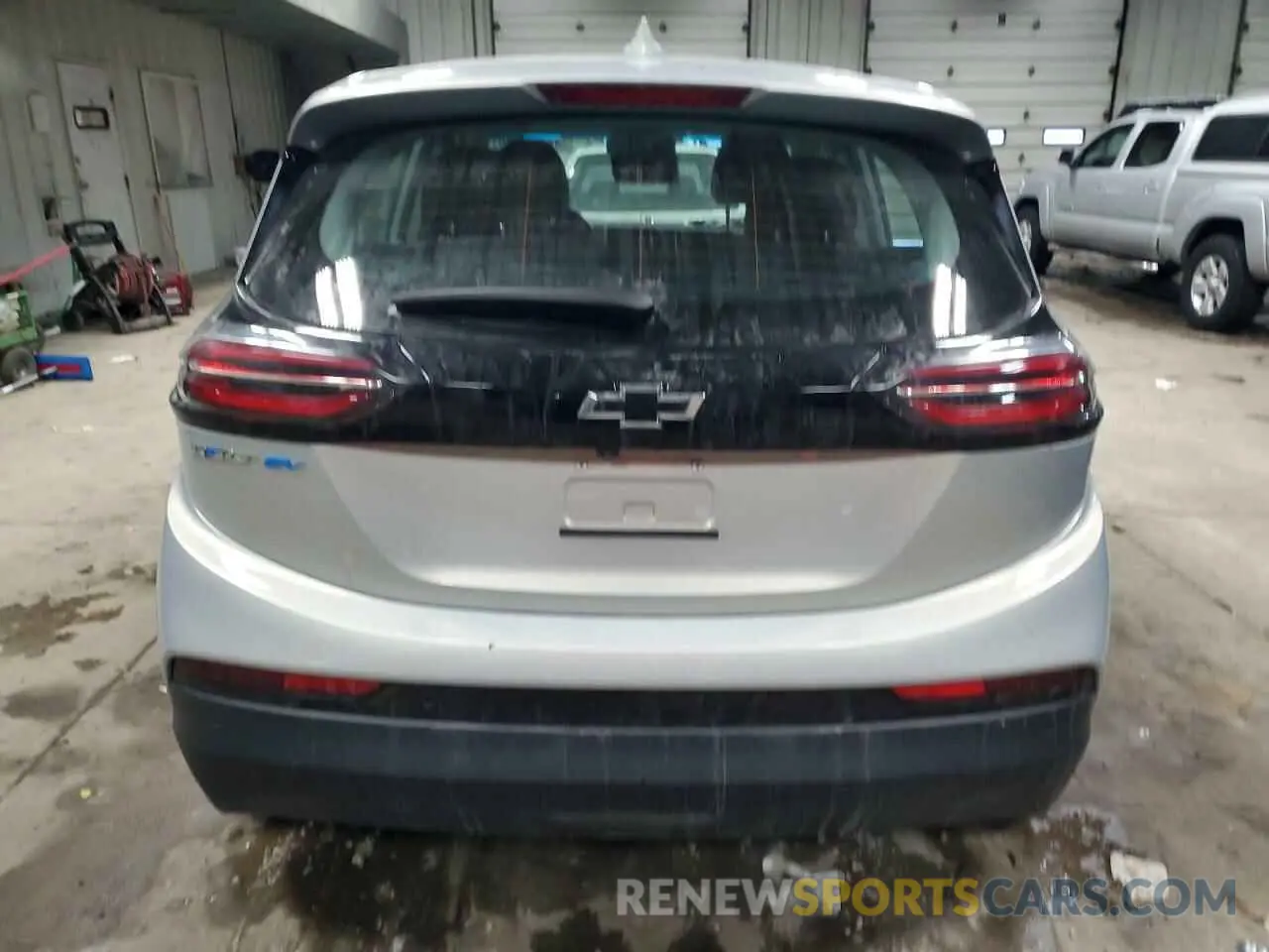 6 Photograph of a damaged car 1G1FX6S04P4139212 CHEVROLET BOLT 2023