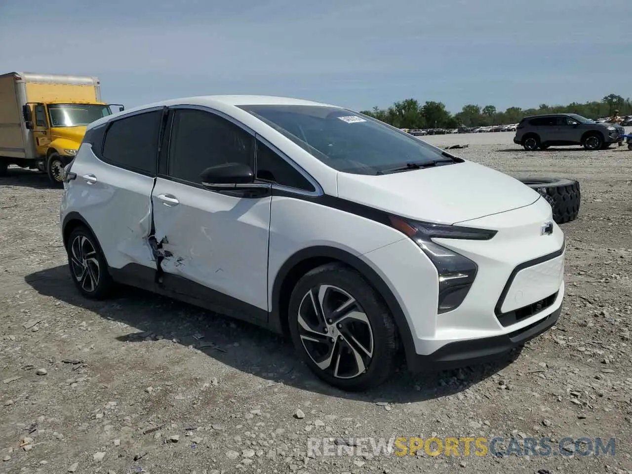 4 Photograph of a damaged car 1G1FX6S08P4206216 CHEVROLET BOLT 2023