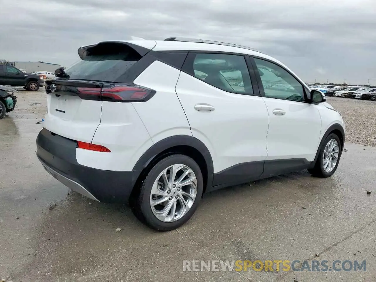 5 Photograph of a damaged car 1G1FY6S01P4142811 CHEVROLET BOLT 2023