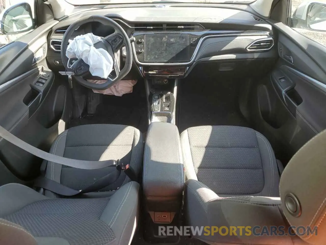 8 Photograph of a damaged car 1G1FY6S01P4148432 CHEVROLET BOLT 2023