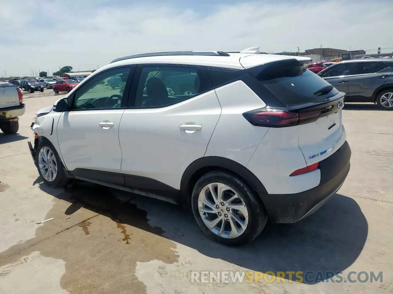 2 Photograph of a damaged car 1G1FY6S05P4148904 CHEVROLET BOLT 2023
