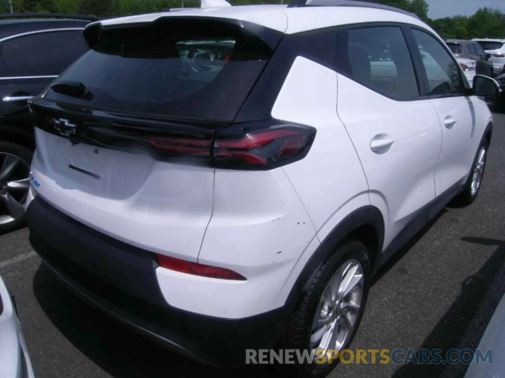 1 Фотография поврежденного автомобиля 1G1FY6S02N4125559 CHEVROLET BOLT EUV 2022