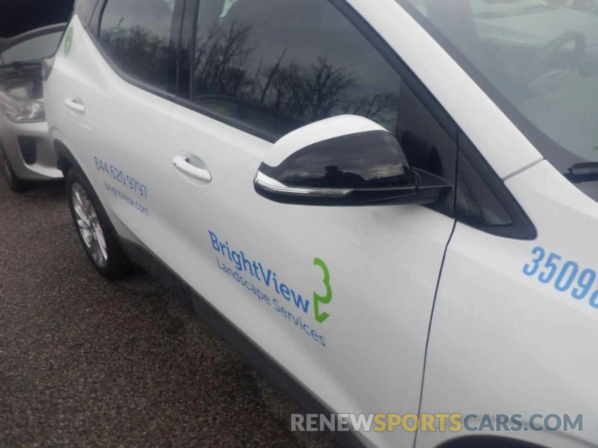 8 Фотография поврежденного автомобиля 1G1FY6S02N4125559 CHEVROLET BOLT EUV 2022
