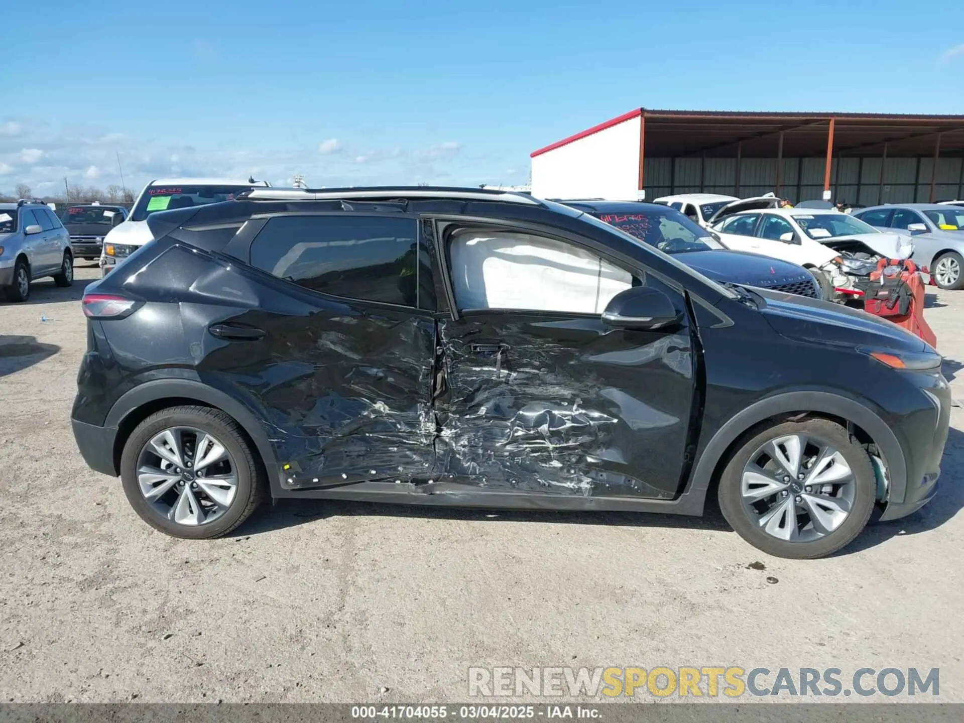 12 Photograph of a damaged car 1G1FY6S07N4117487 CHEVROLET BOLT EUV 2022