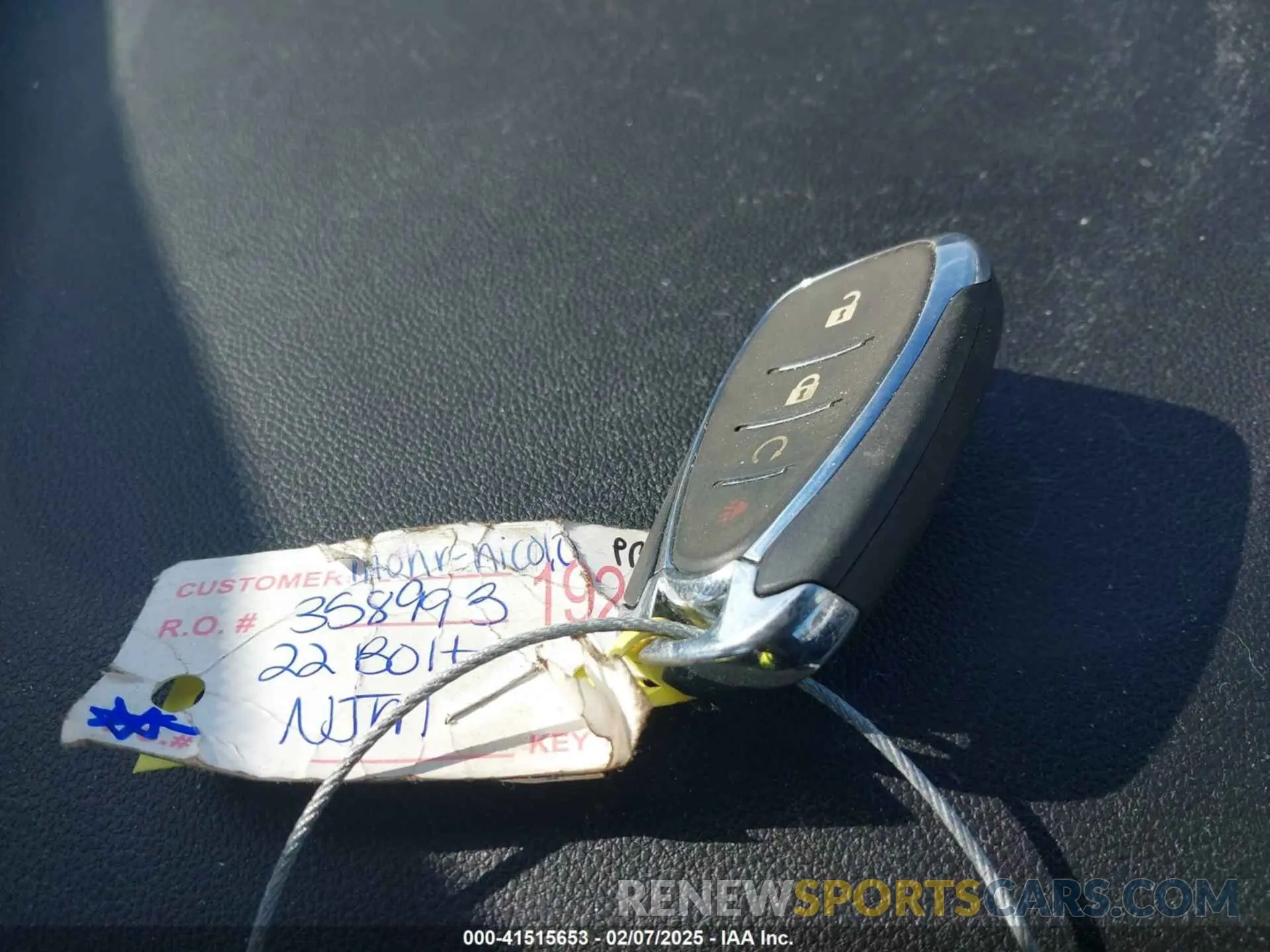 11 Фотография поврежденного автомобиля 1G1FY6S09N4130676 CHEVROLET BOLT EUV 2022