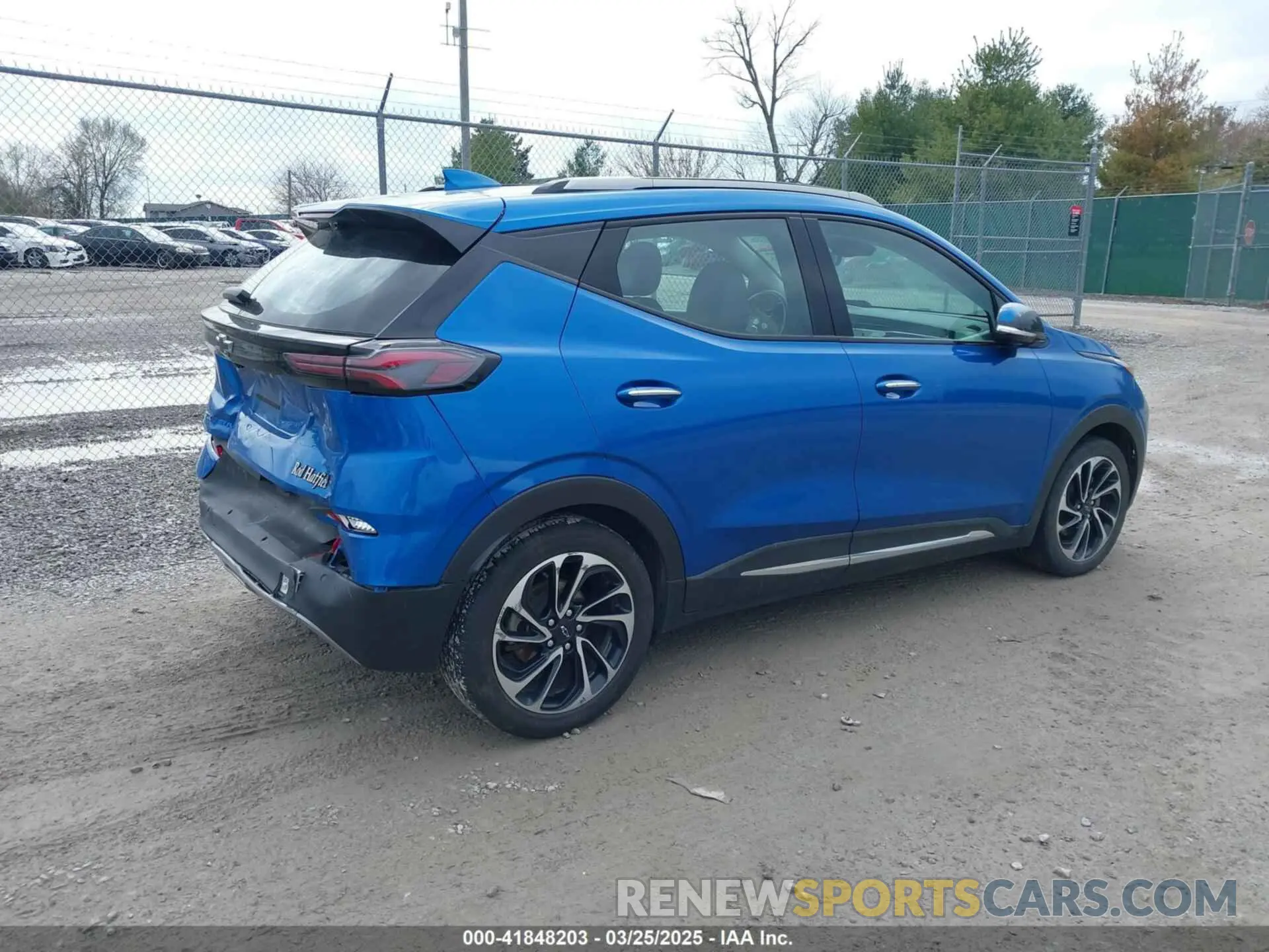 4 Photograph of a damaged car 1G1FZ6S00N4133902 CHEVROLET BOLT EUV 2022