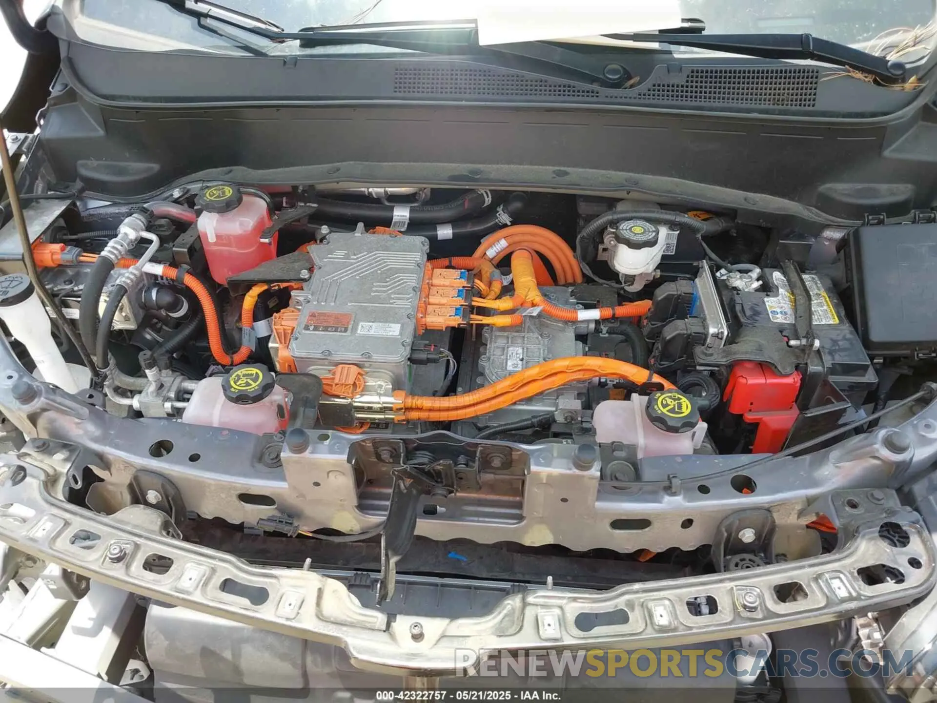 10 Photograph of a damaged car 1G1FY6S03P4165829 CHEVROLET BOLT EUV 2023