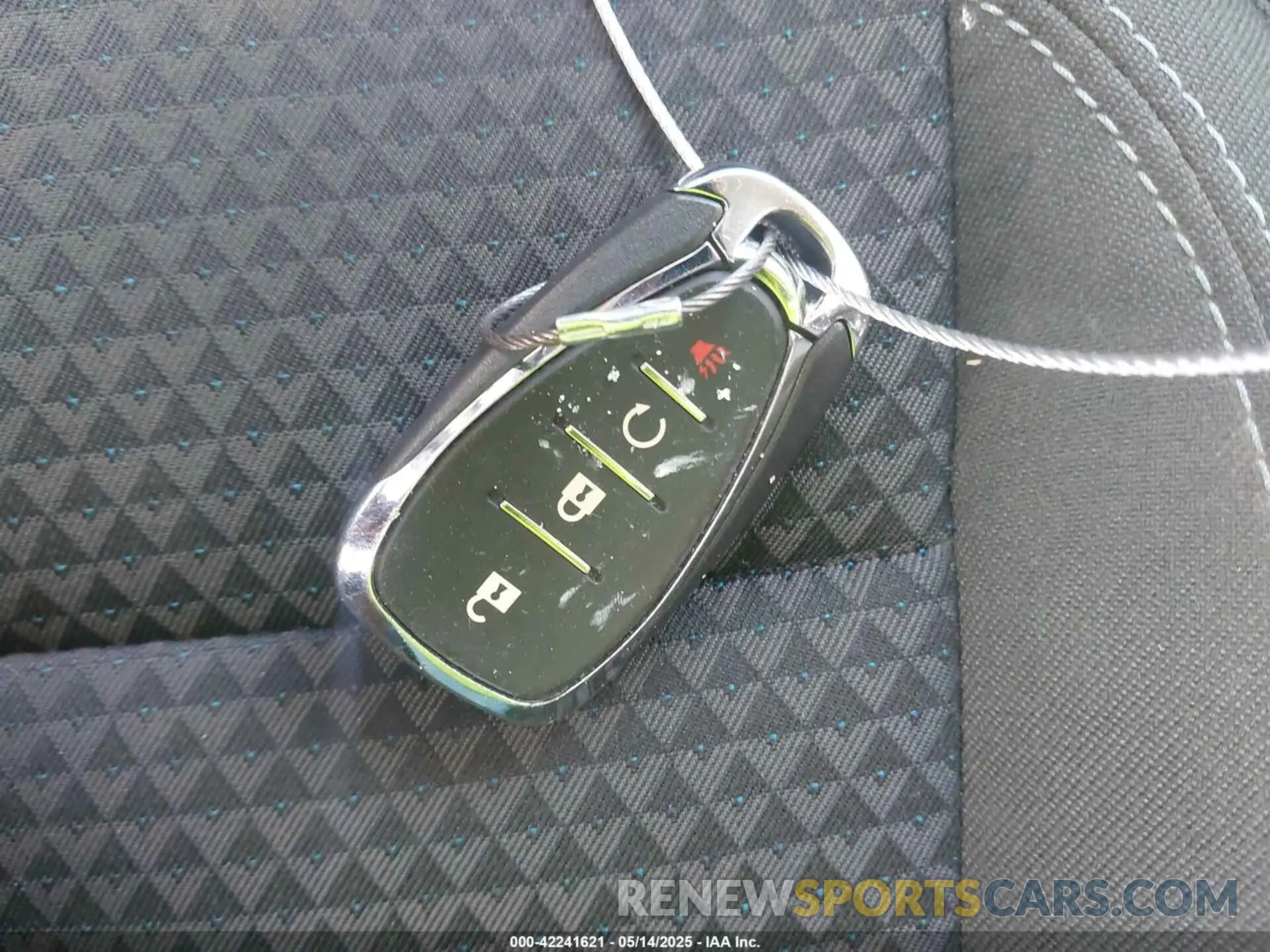 11 Photograph of a damaged car 1G1FY6S05P4148076 CHEVROLET BOLT EUV 2023