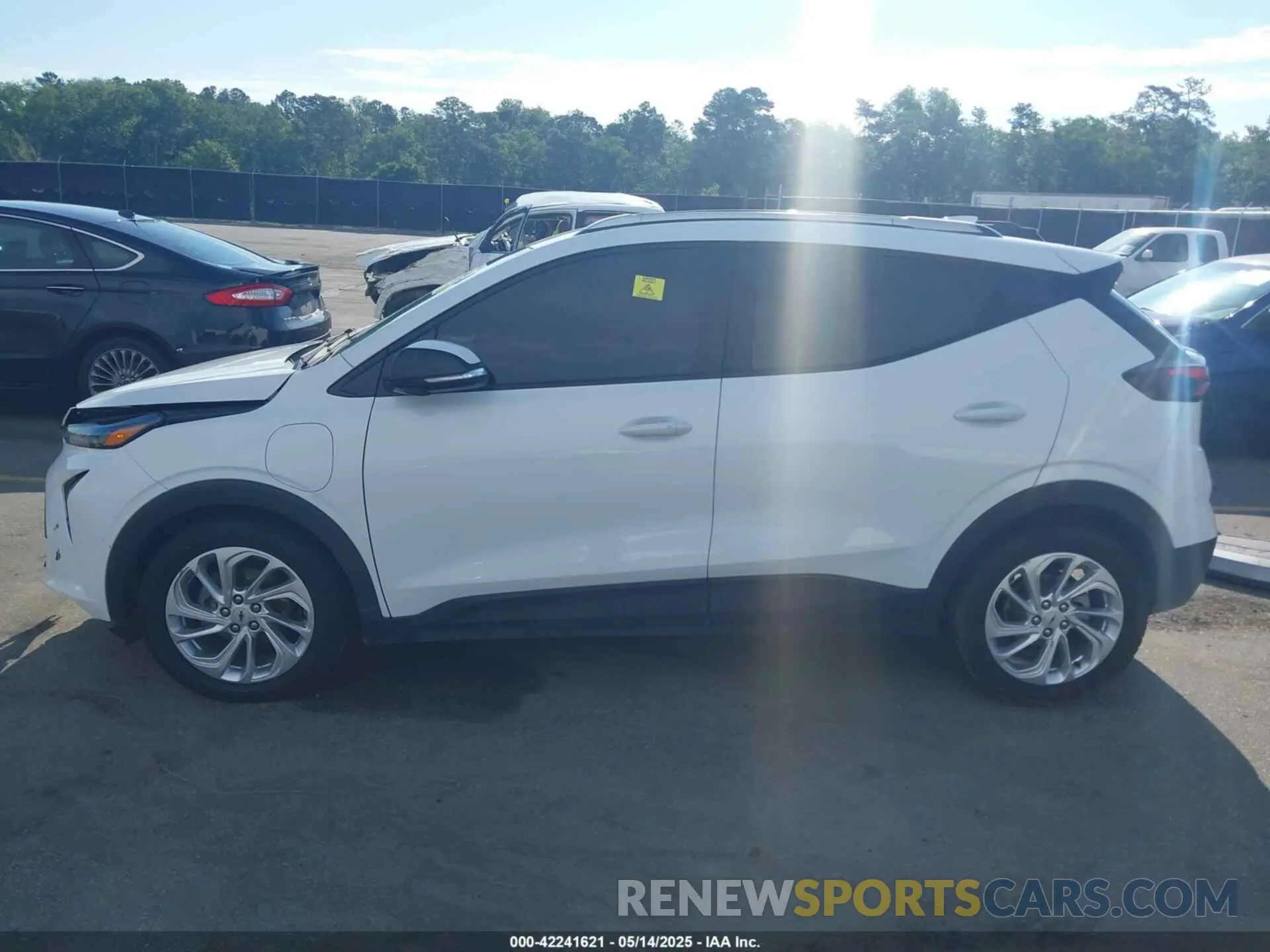 14 Photograph of a damaged car 1G1FY6S05P4148076 CHEVROLET BOLT EUV 2023