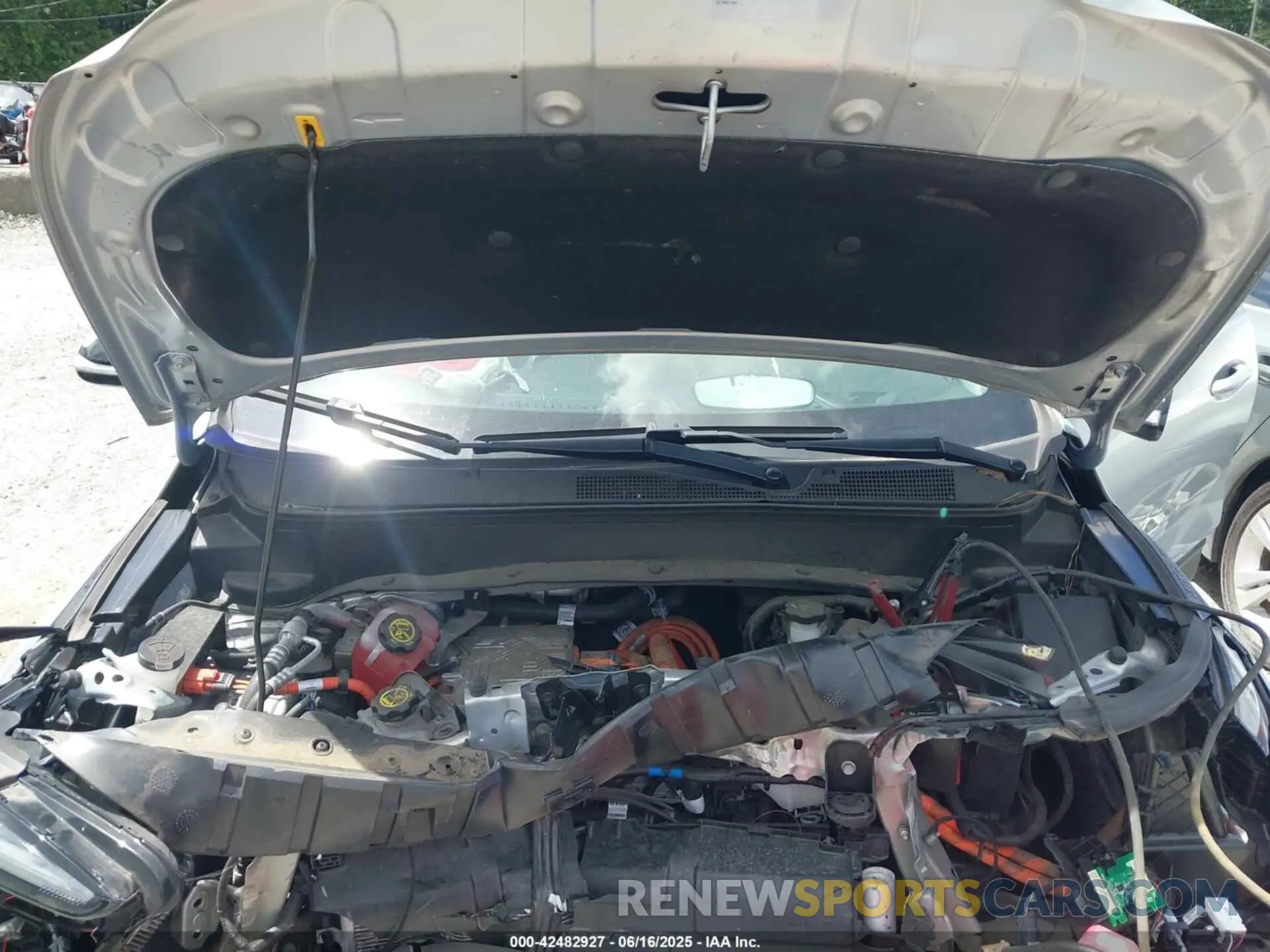 10 Фотография поврежденного автомобиля 1G1FY6S05P4149339 CHEVROLET BOLT EUV 2023
