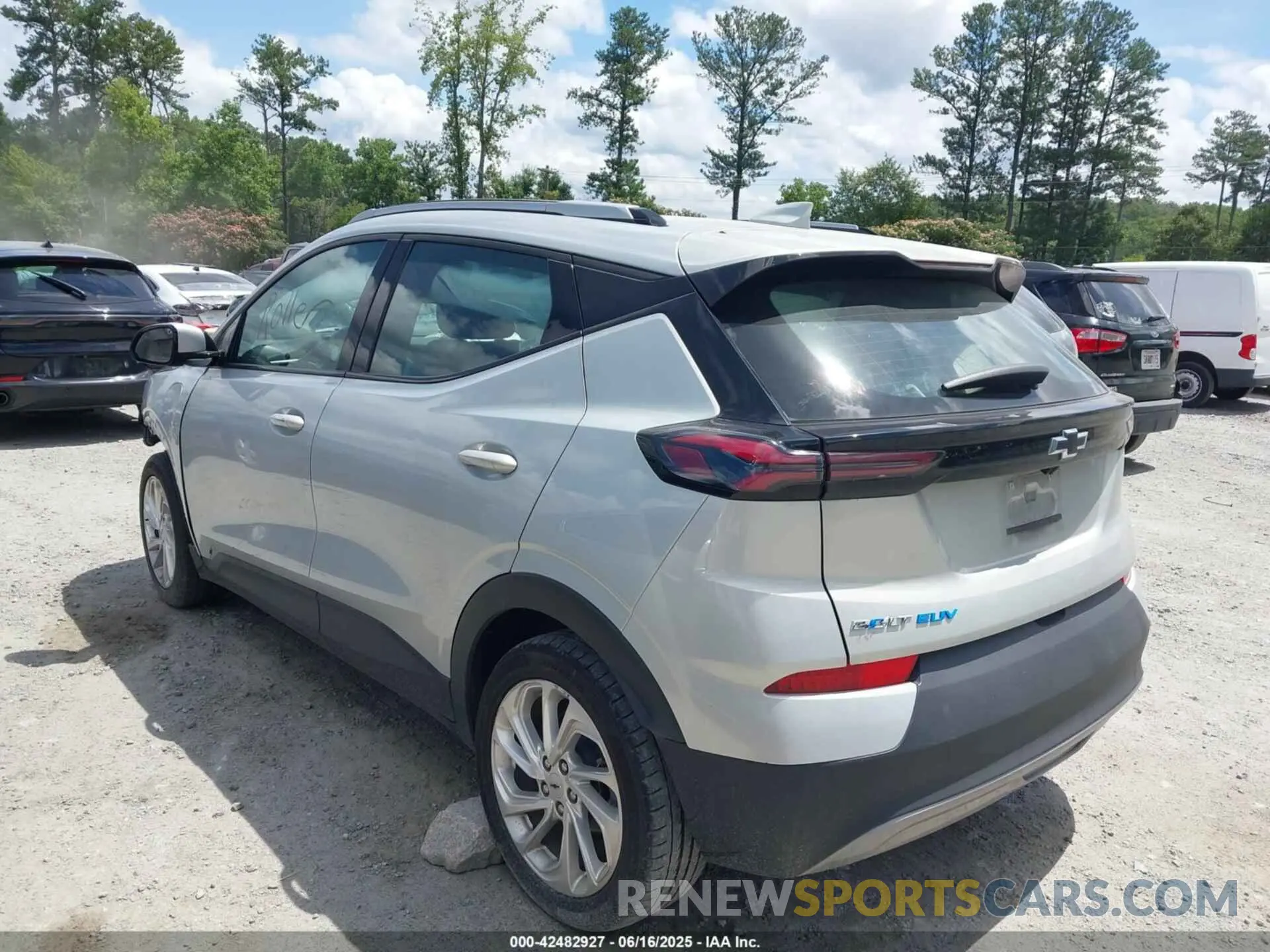 14 Фотография поврежденного автомобиля 1G1FY6S05P4149339 CHEVROLET BOLT EUV 2023