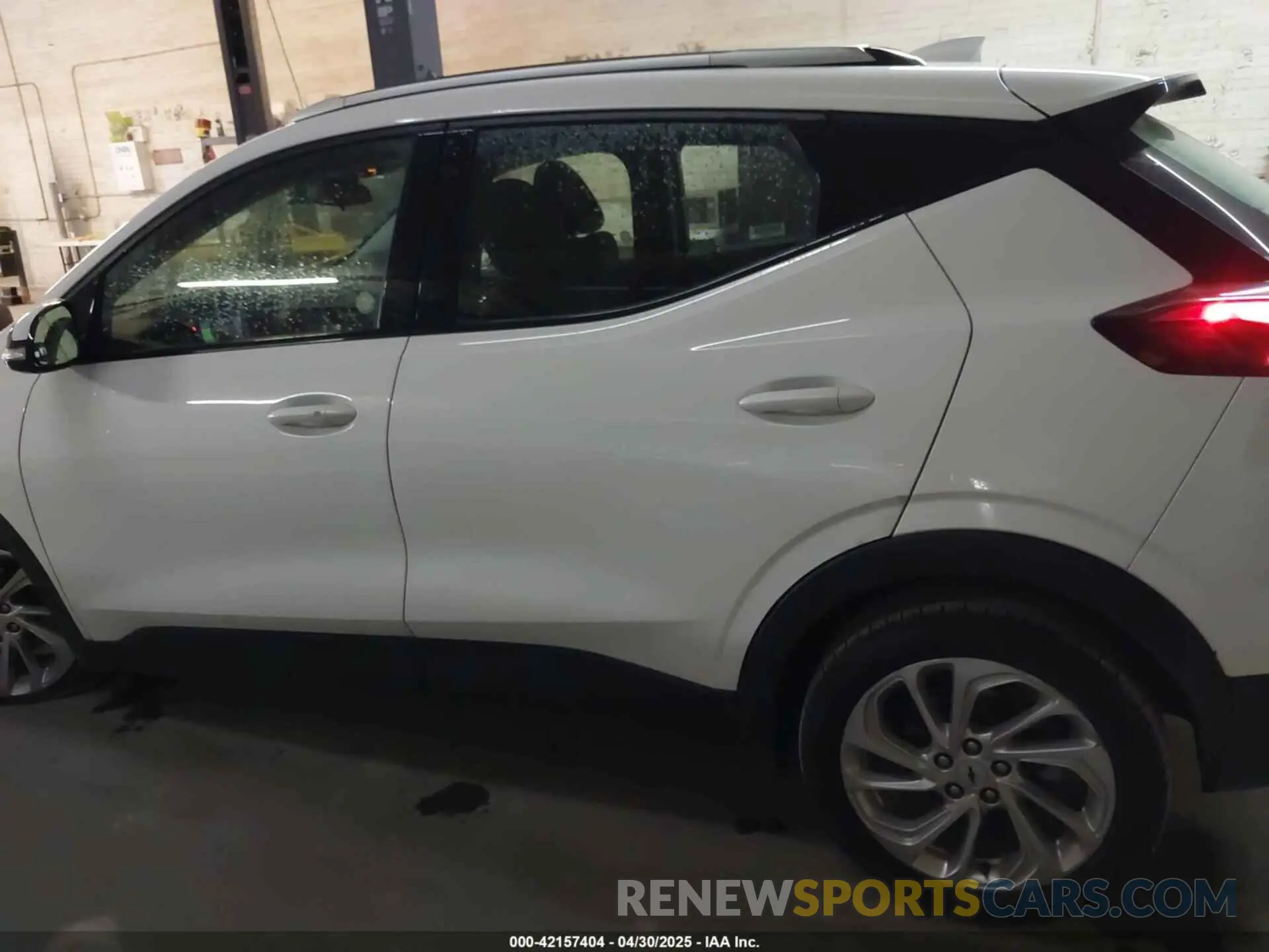14 Фотография поврежденного автомобиля 1G1FY6S07P4178101 CHEVROLET BOLT EUV 2023