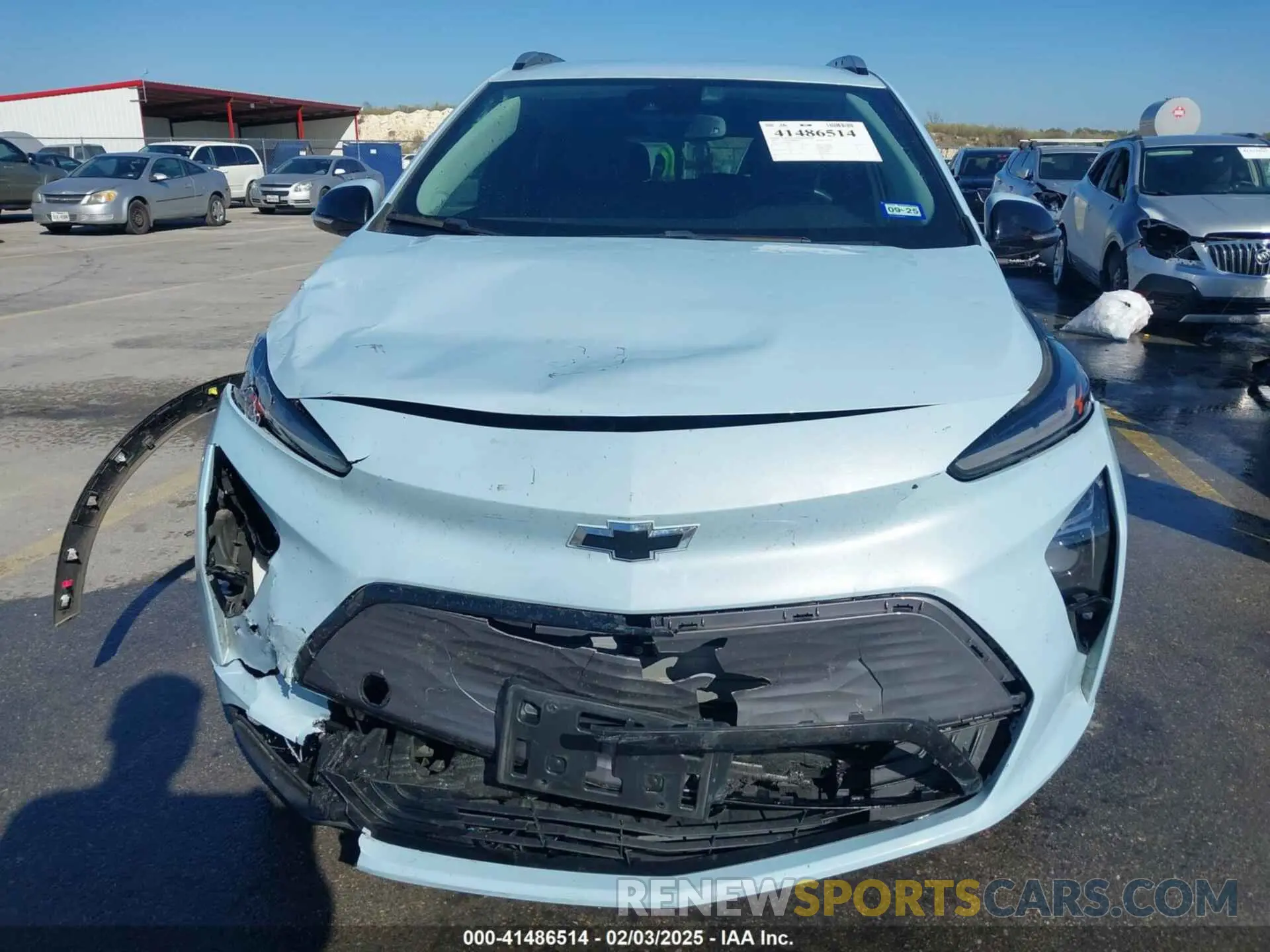11 Фотография поврежденного автомобиля 1G1FY6S08P4131319 CHEVROLET BOLT EUV 2023