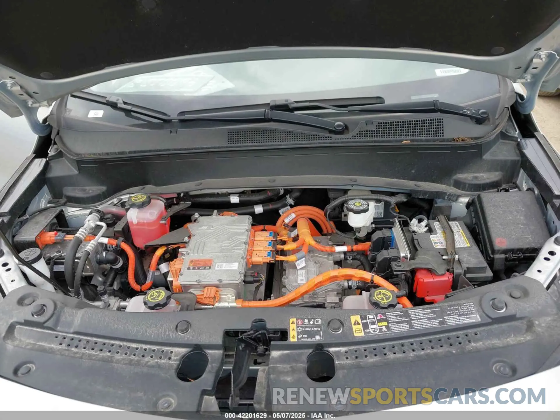 10 Photograph of a damaged car 1G1FY6S08P4148881 CHEVROLET BOLT EUV 2023