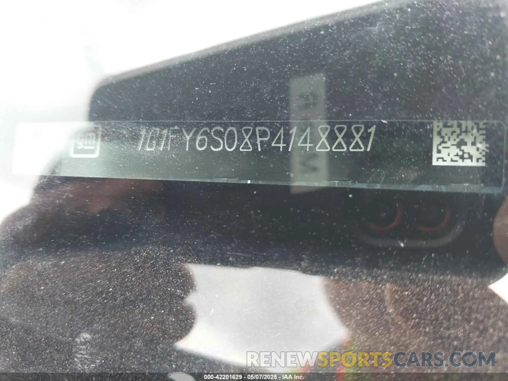 9 Photograph of a damaged car 1G1FY6S08P4148881 CHEVROLET BOLT EUV 2023