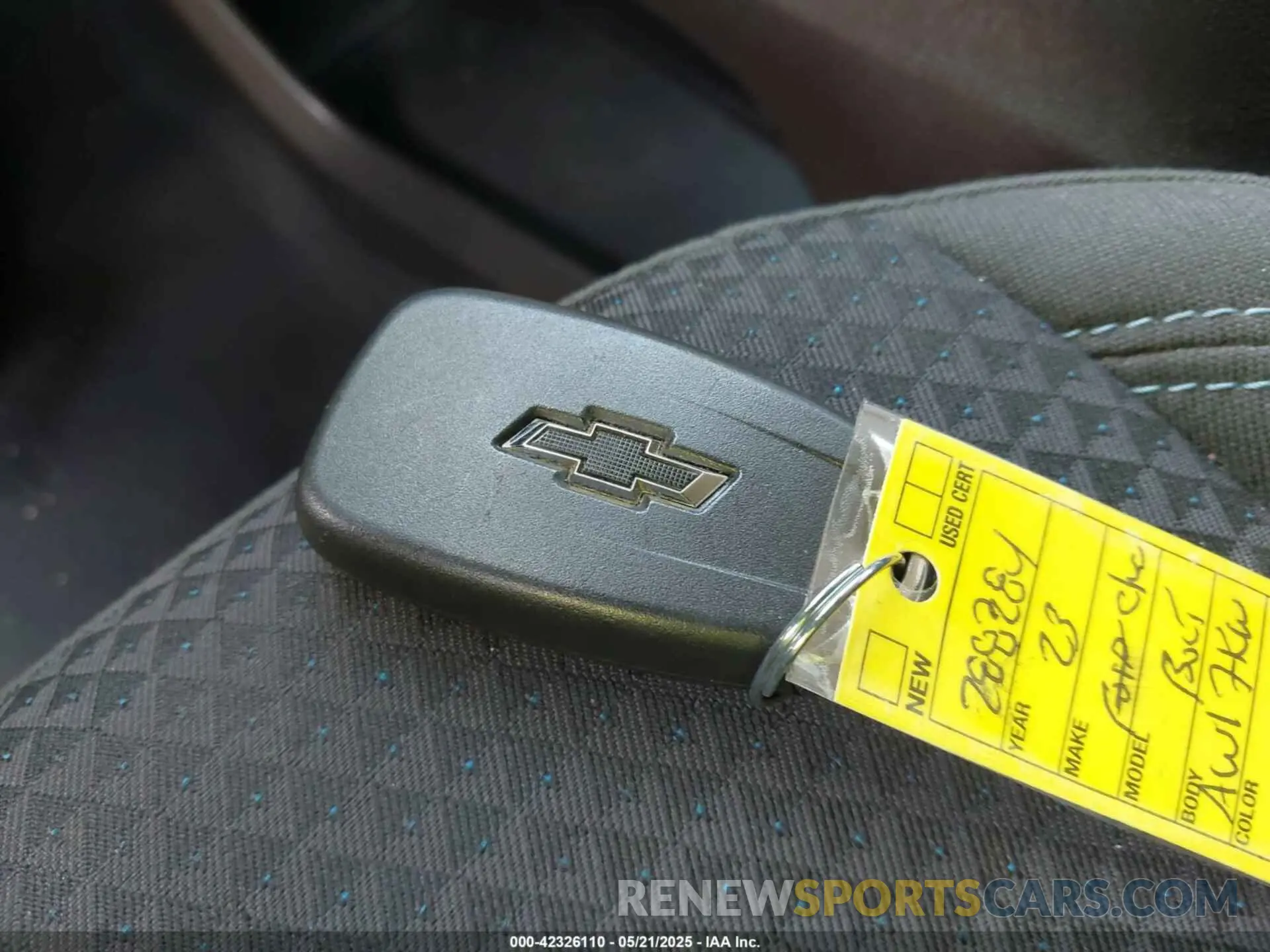 11 Photograph of a damaged car 1G1FY6S08P4170914 CHEVROLET BOLT EUV 2023