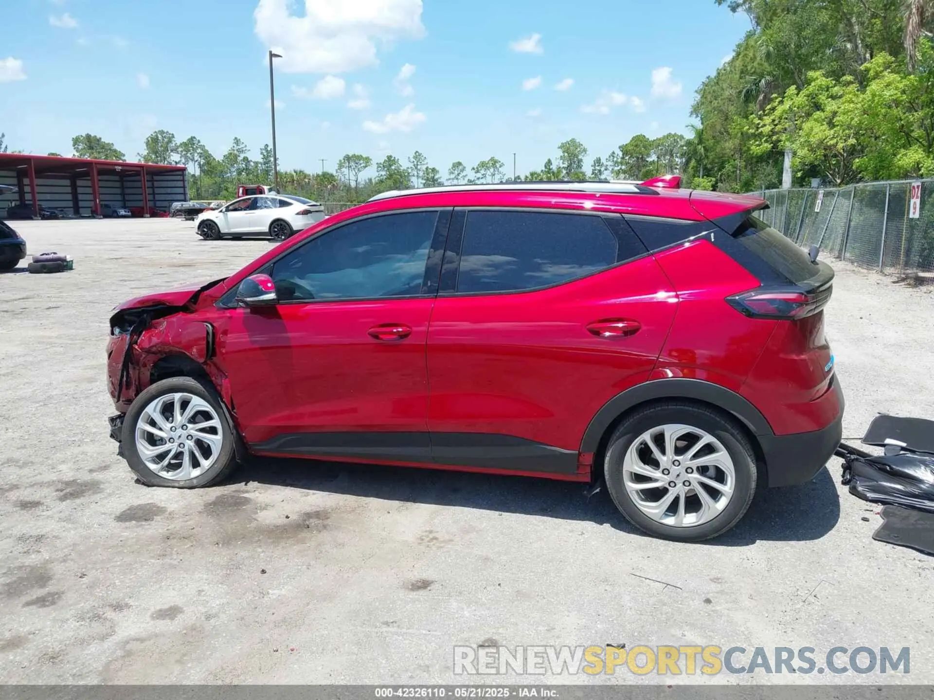 14 Photograph of a damaged car 1G1FY6S08P4170914 CHEVROLET BOLT EUV 2023