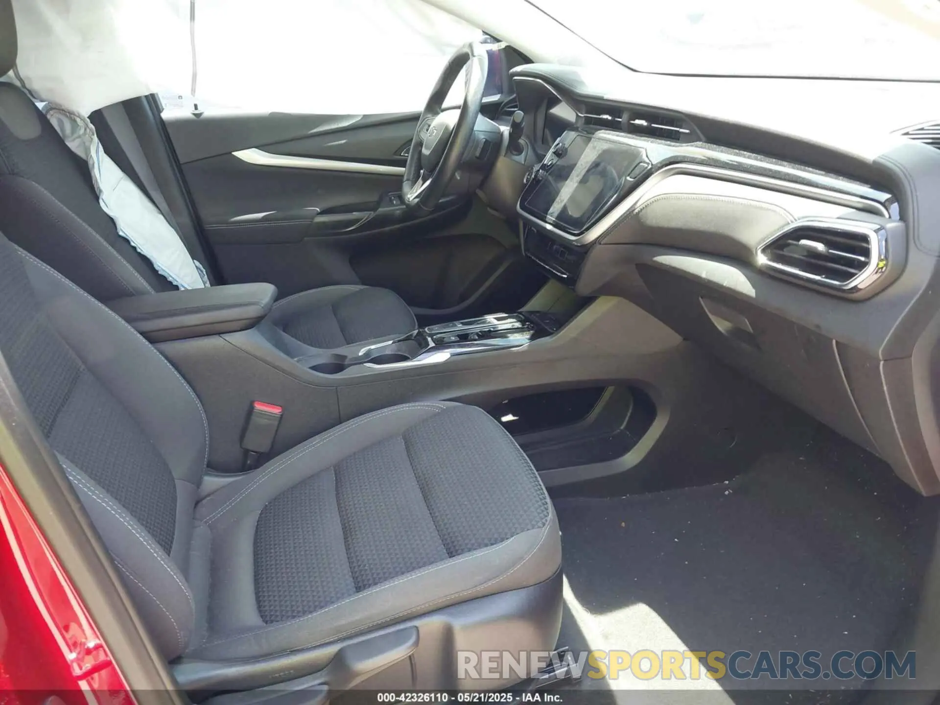 5 Photograph of a damaged car 1G1FY6S08P4170914 CHEVROLET BOLT EUV 2023