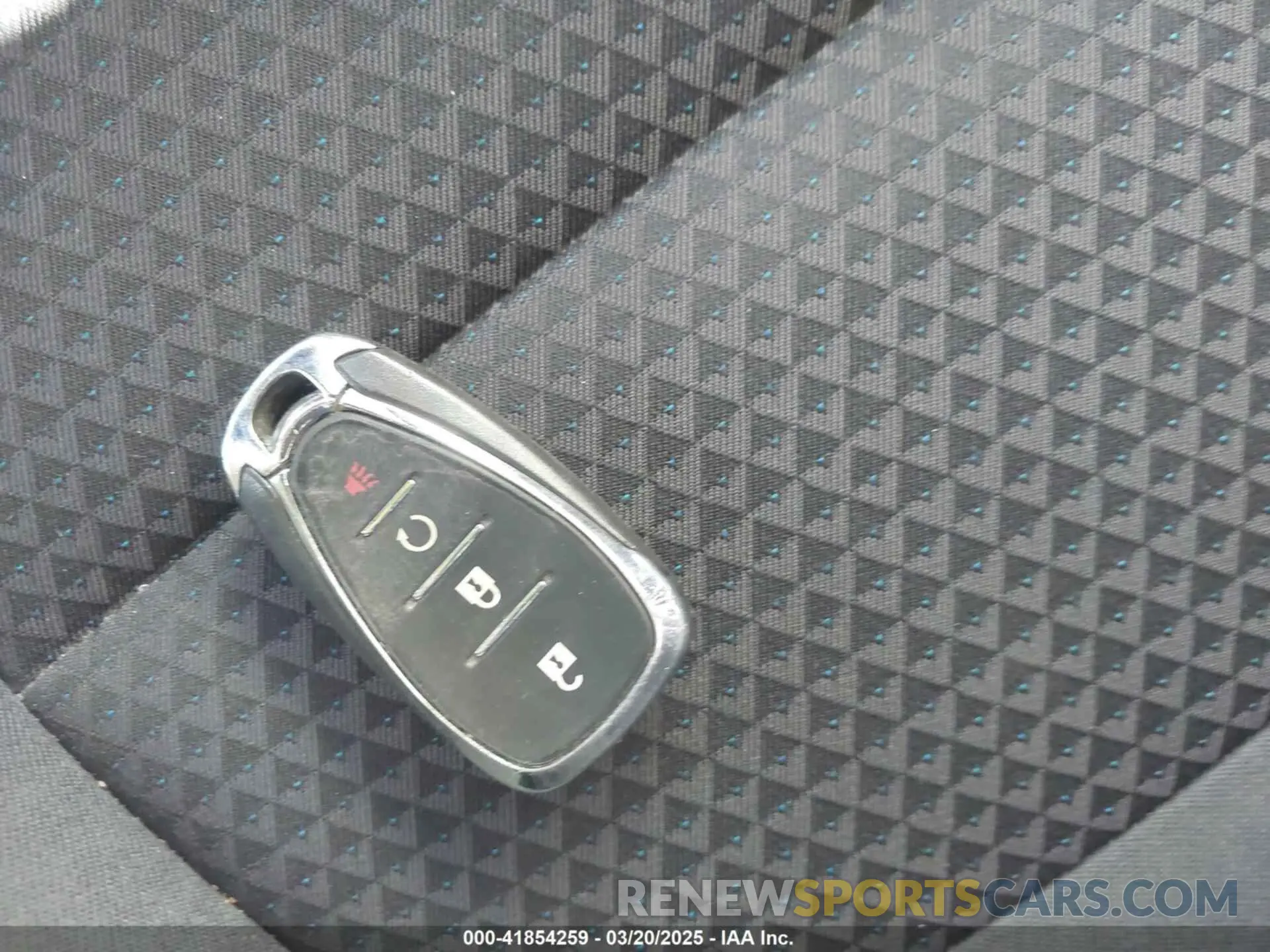 11 Фотография поврежденного автомобиля 1G1FY6S09P4115503 CHEVROLET BOLT EUV 2023