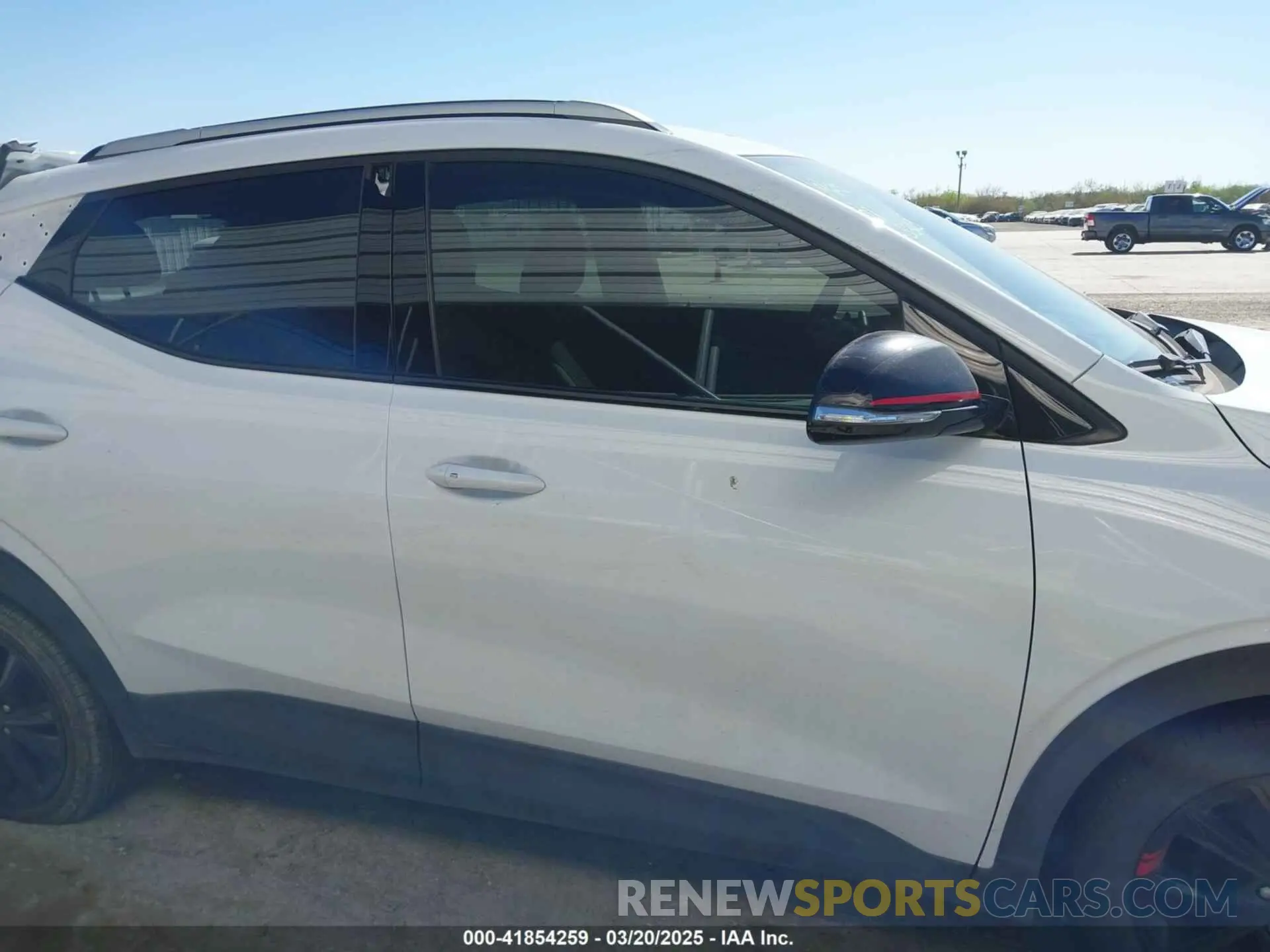 13 Фотография поврежденного автомобиля 1G1FY6S09P4115503 CHEVROLET BOLT EUV 2023