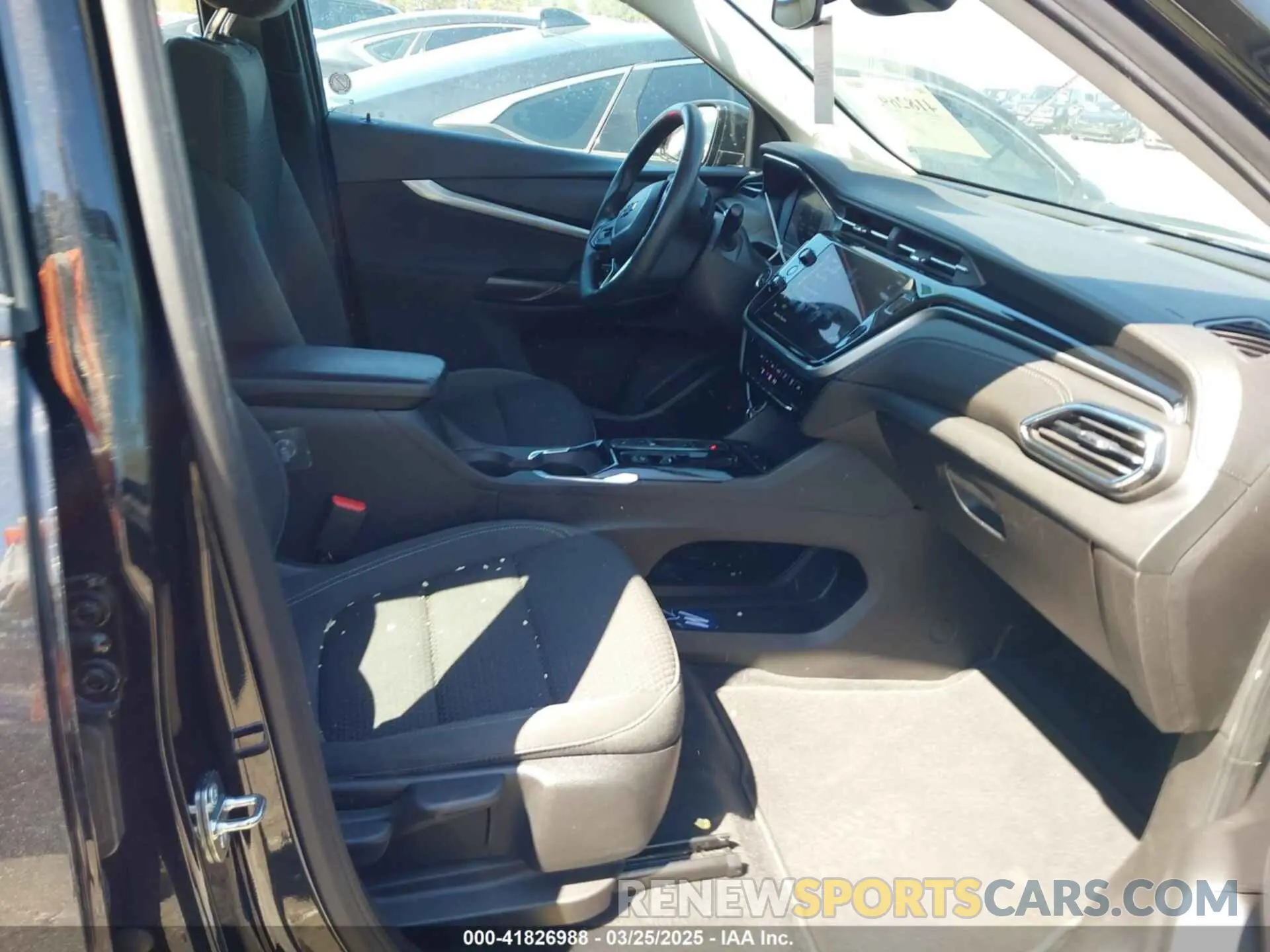 5 Photograph of a damaged car 1G1FY6S09P4150140 CHEVROLET BOLT EUV 2023