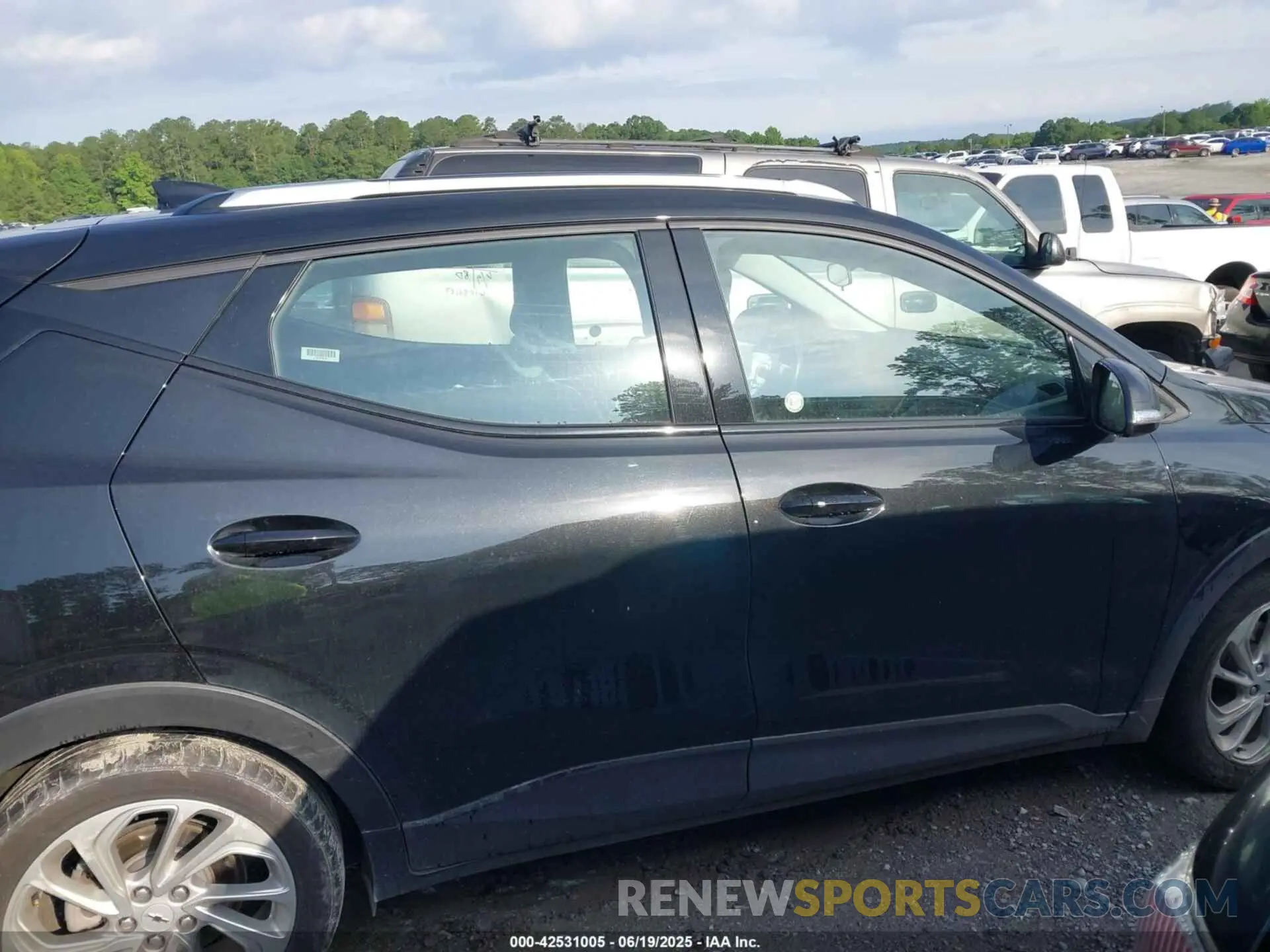14 Photograph of a damaged car 1G1FY6S09P4183042 CHEVROLET BOLT EUV 2023